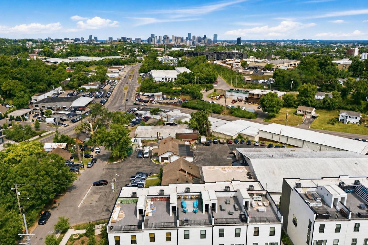 2 Rooftop Homes - Sleeps 24 - Near Geodis Park * Nashville