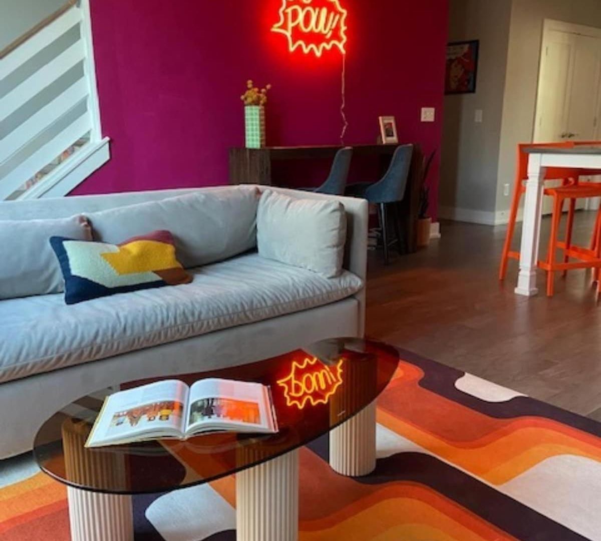 Pop Art 4br Near Downtown And Sleeps 10 Apartment Nashville