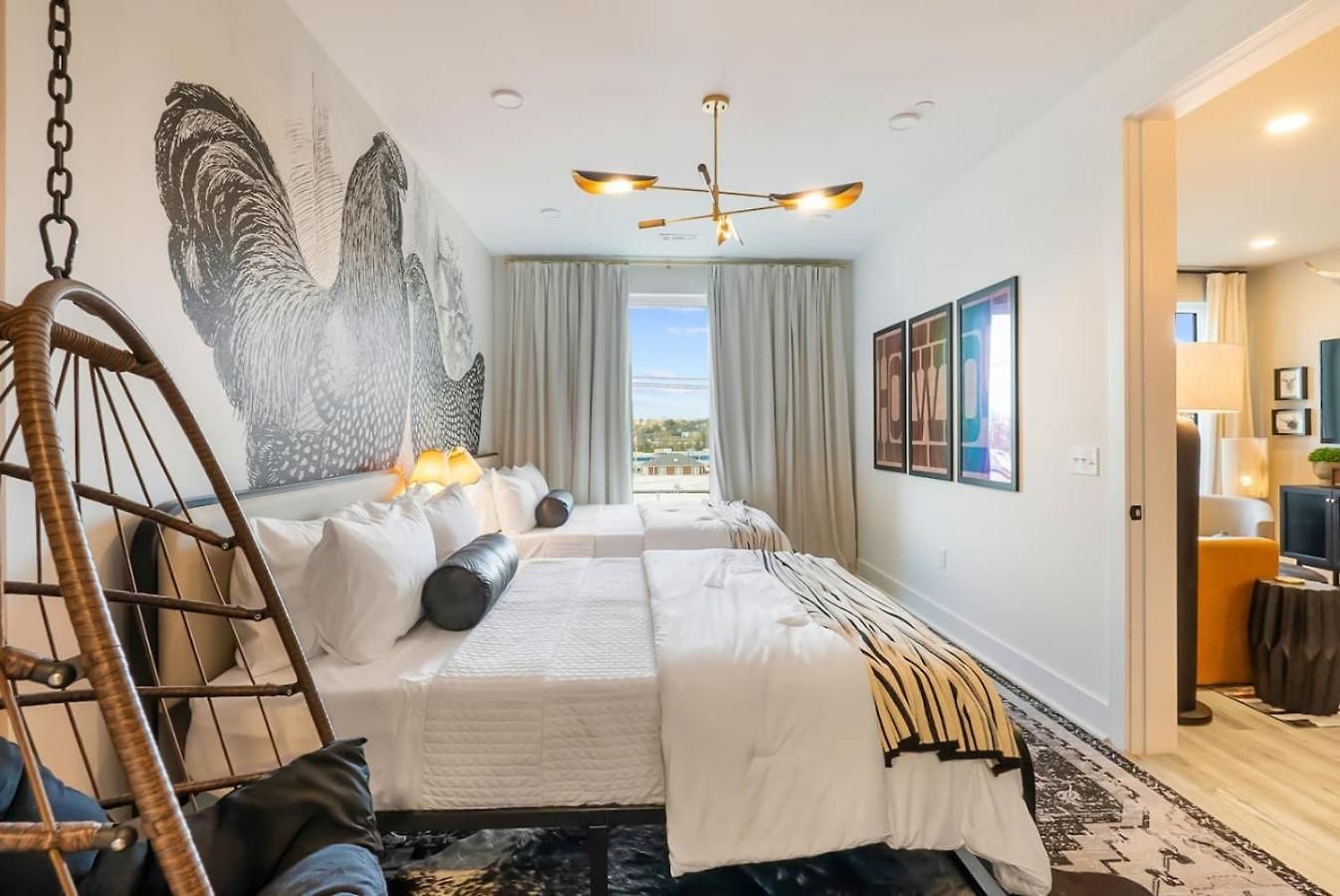 Bourbon And Beyond - Luxury Living - New, 6 Beds *