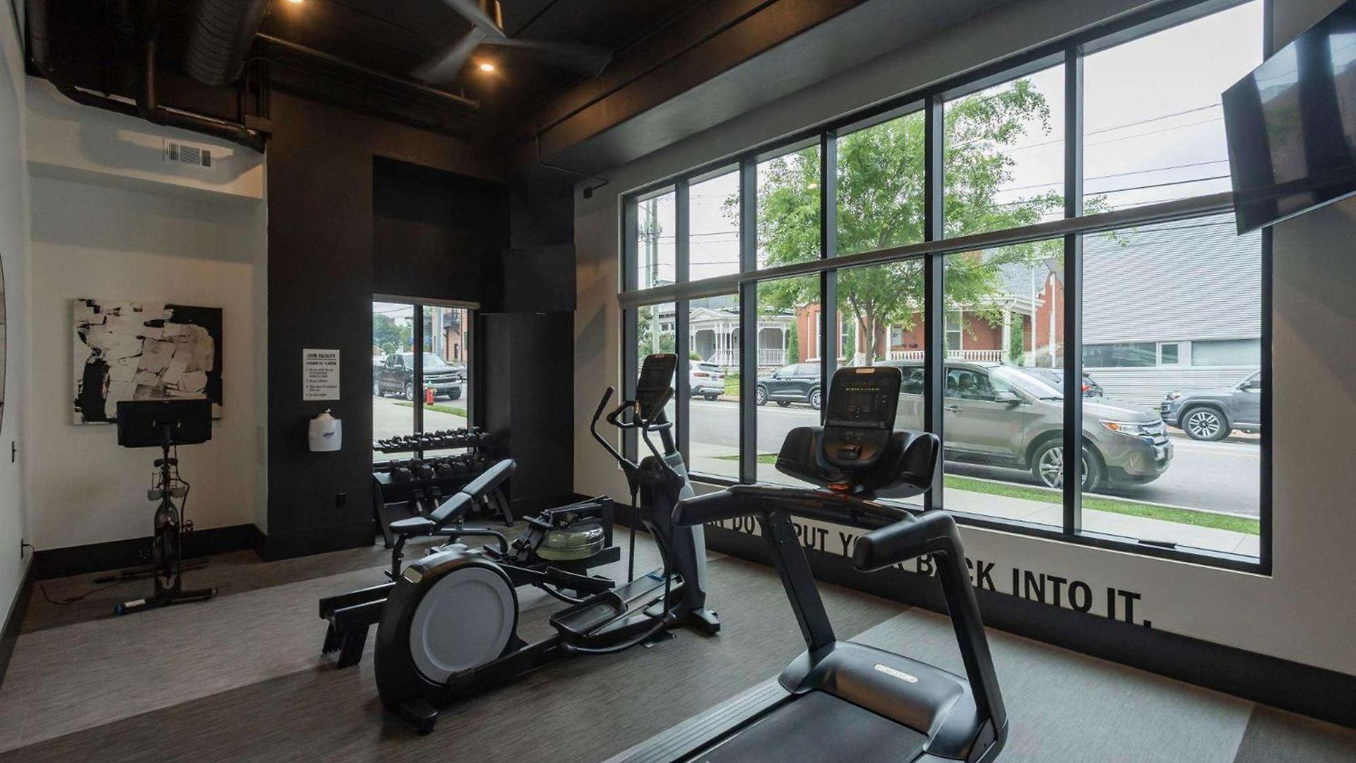Muse-ic Luxury - Entire 5 Min To Broadway