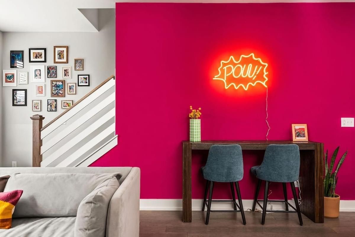 Pop Art 4br Near Downtown And Sleeps 10 Apartment Nashville