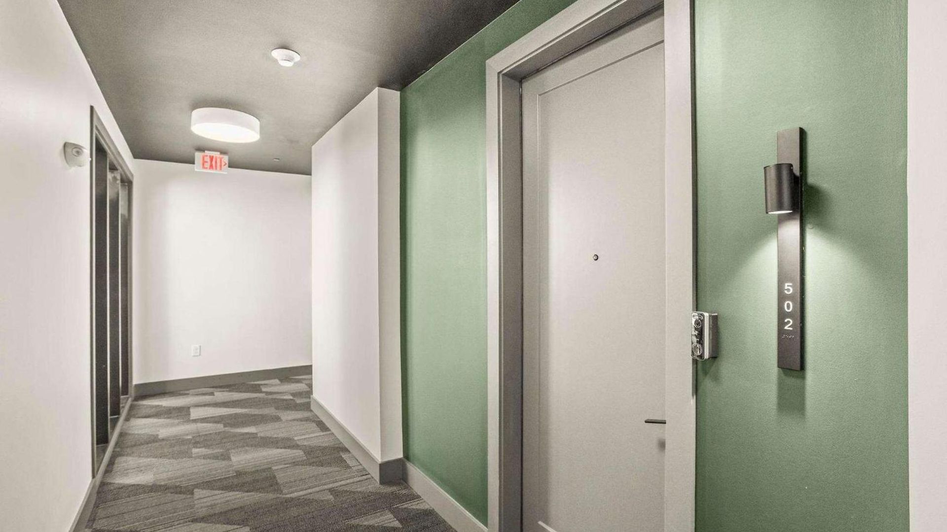 Muse-ic Luxury - Entire 5 Min To Broadway Apartment *