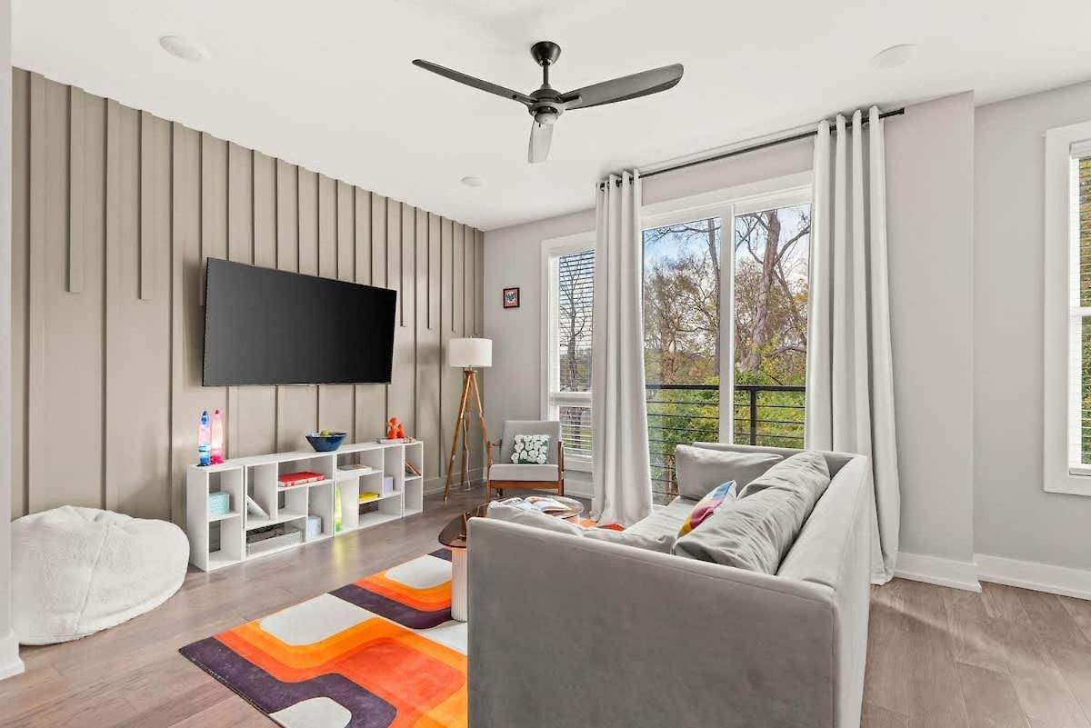 Pop Art 4br Near Downtown And Sleeps 10 * Nashville
