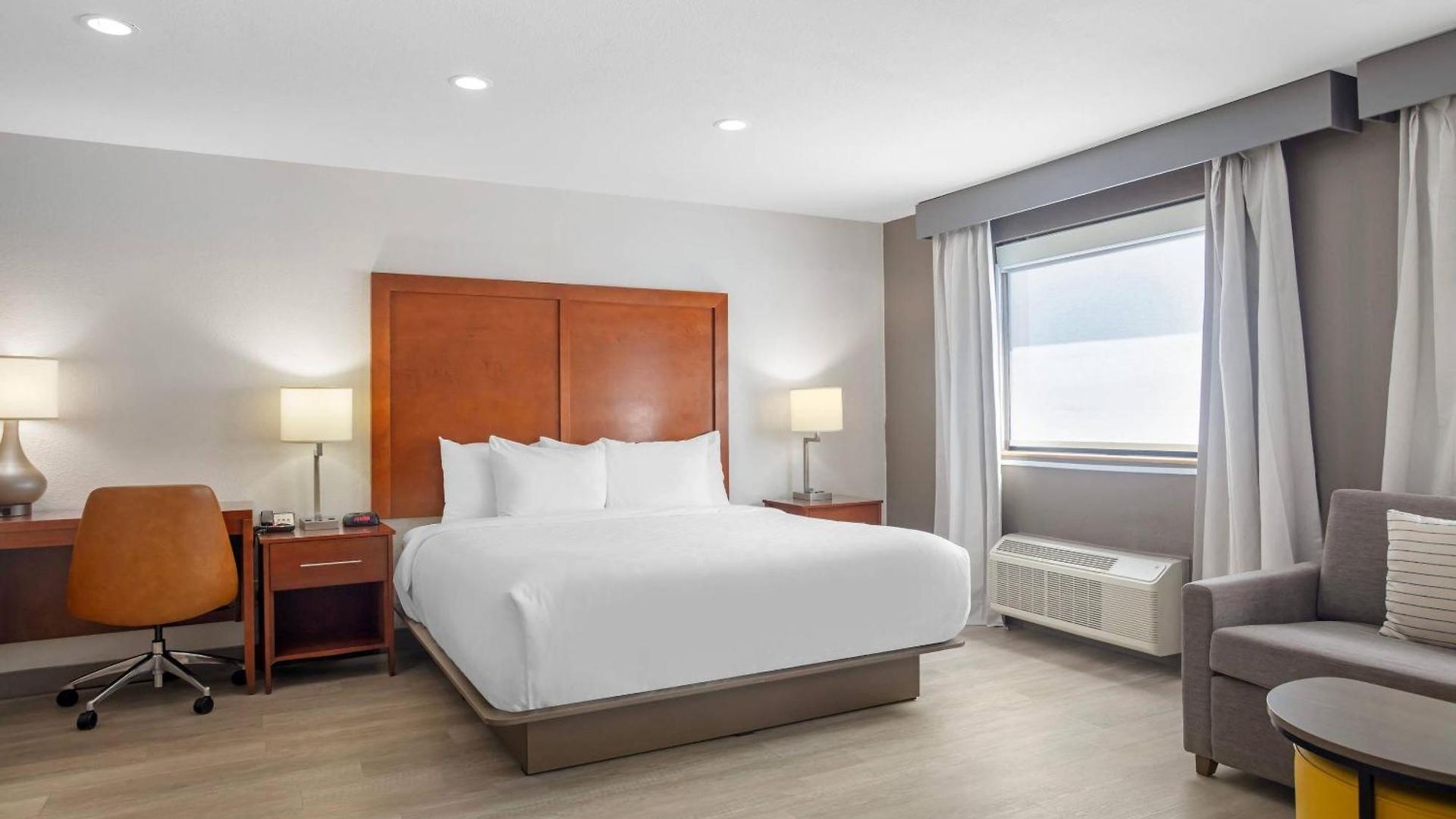 Inn Comfort West