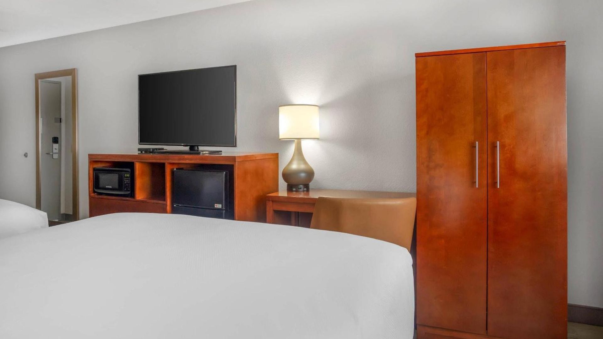 Comfort West 4*