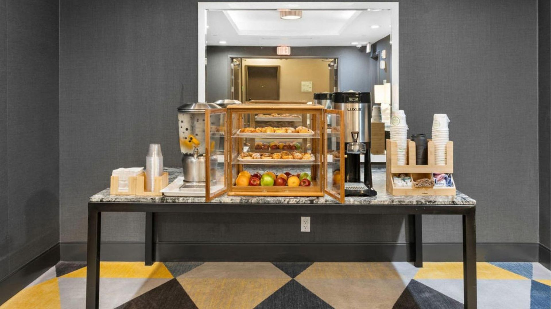 Hotel & Downtown - Broadway By Ihg Nashville
