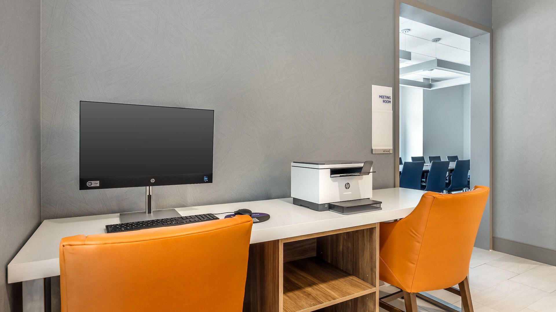 Hotel Express & West End - Univ Area By Ihg