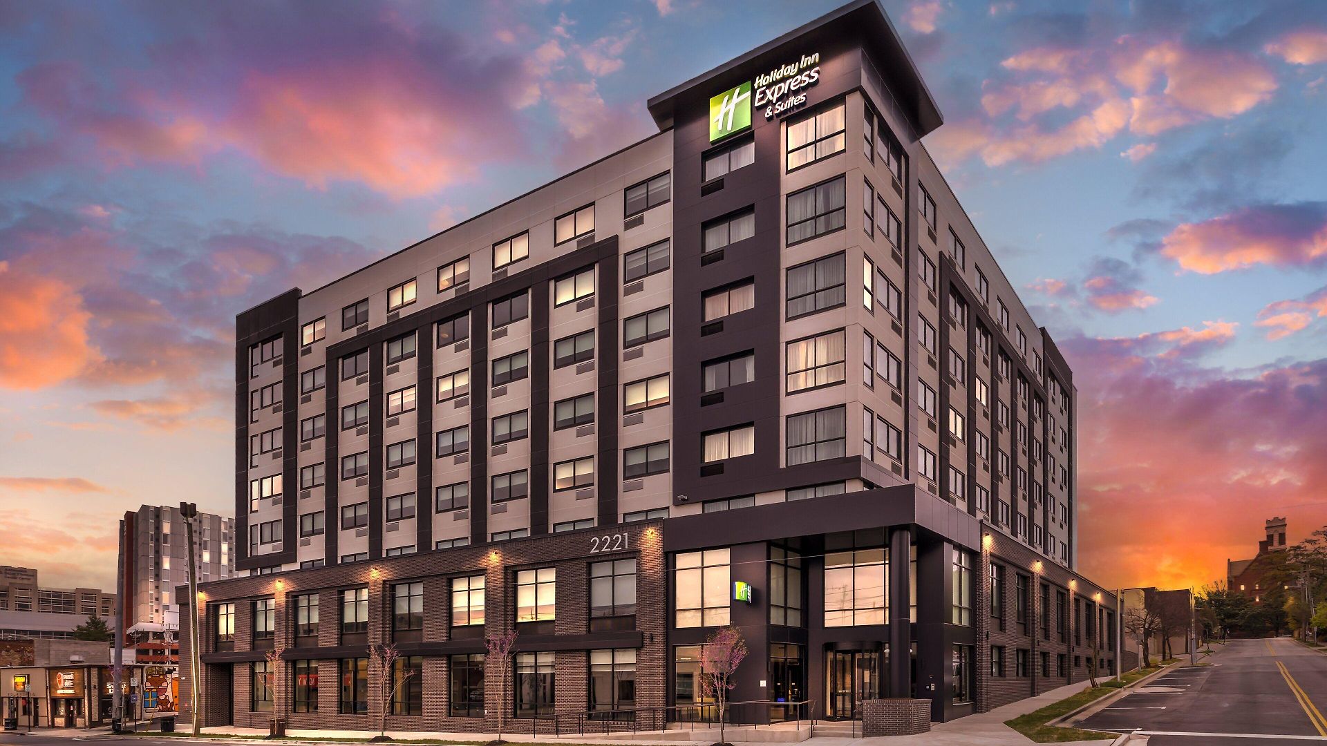 Hotel Express & West End - Univ Area By Ihg Nashville
