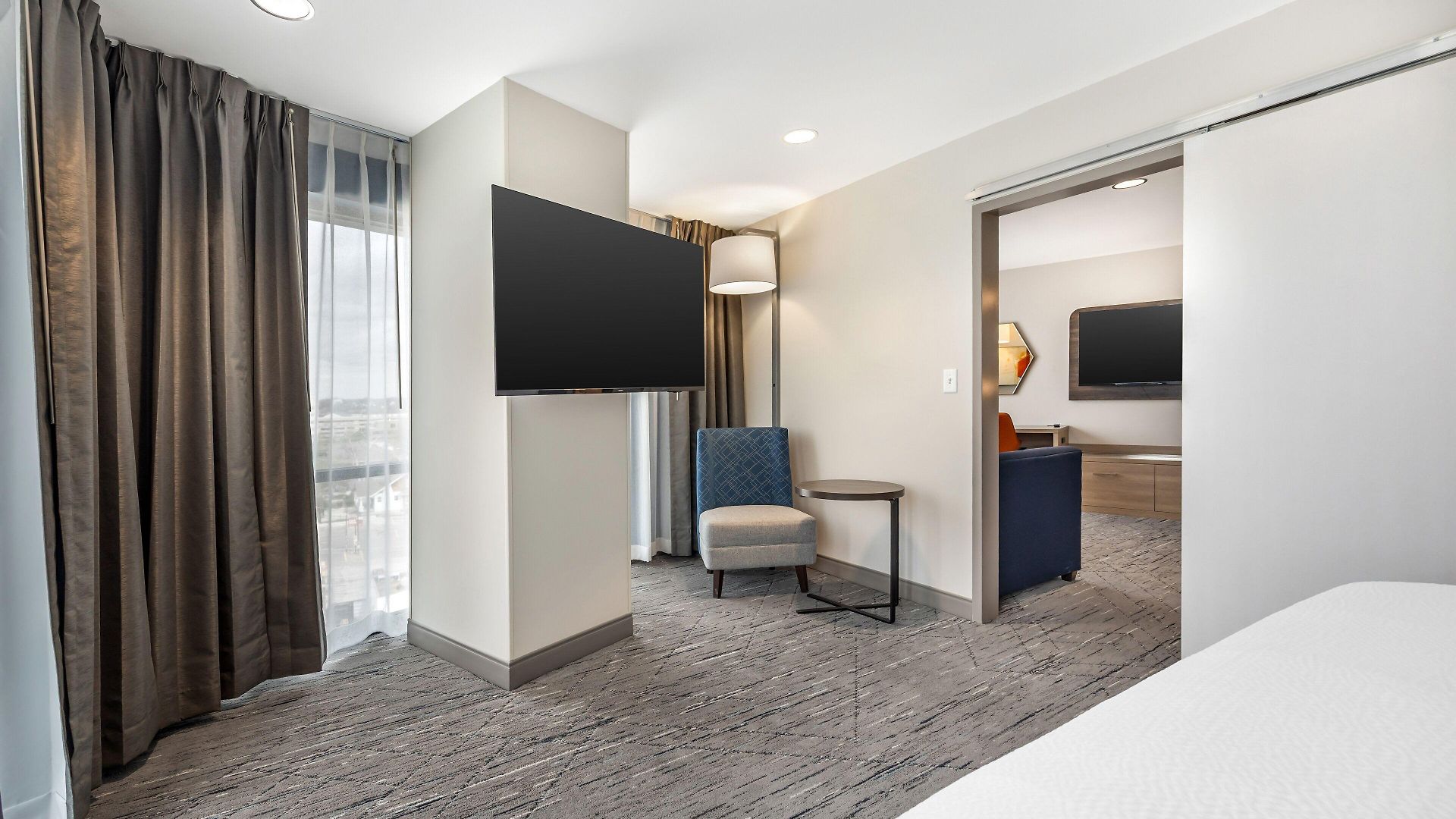 Express & West End - Univ Area By Ihg 3*