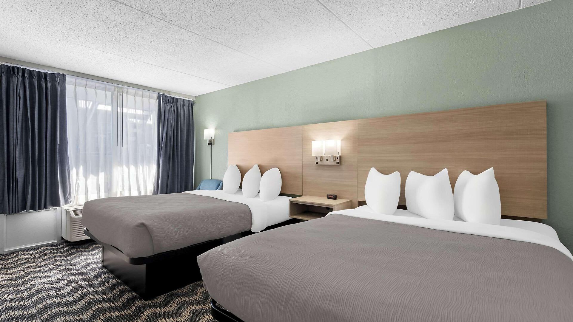 Inn Quality - Opryland Area 4*