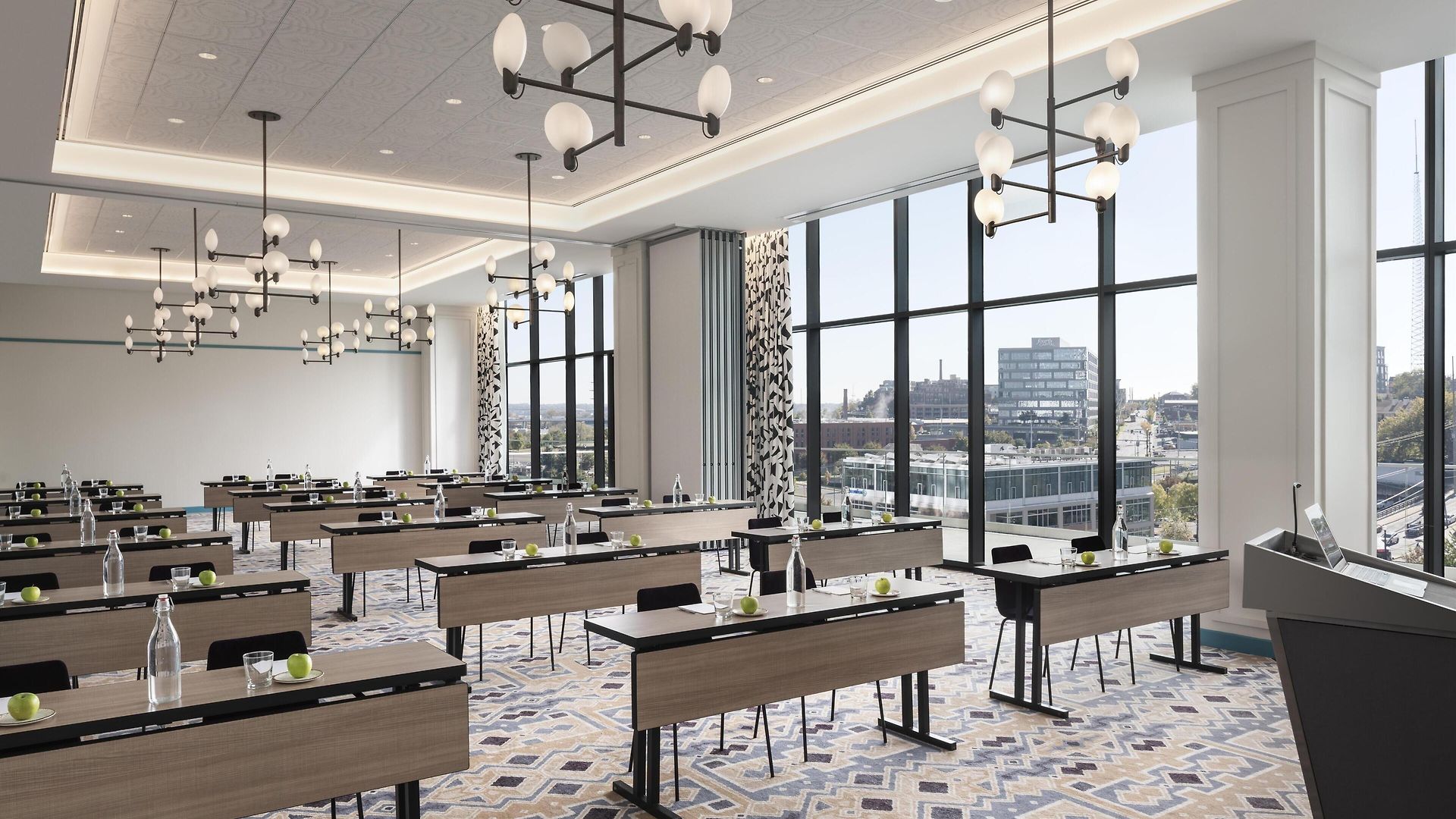 Hyatt Centric Downtown 4* Nashville