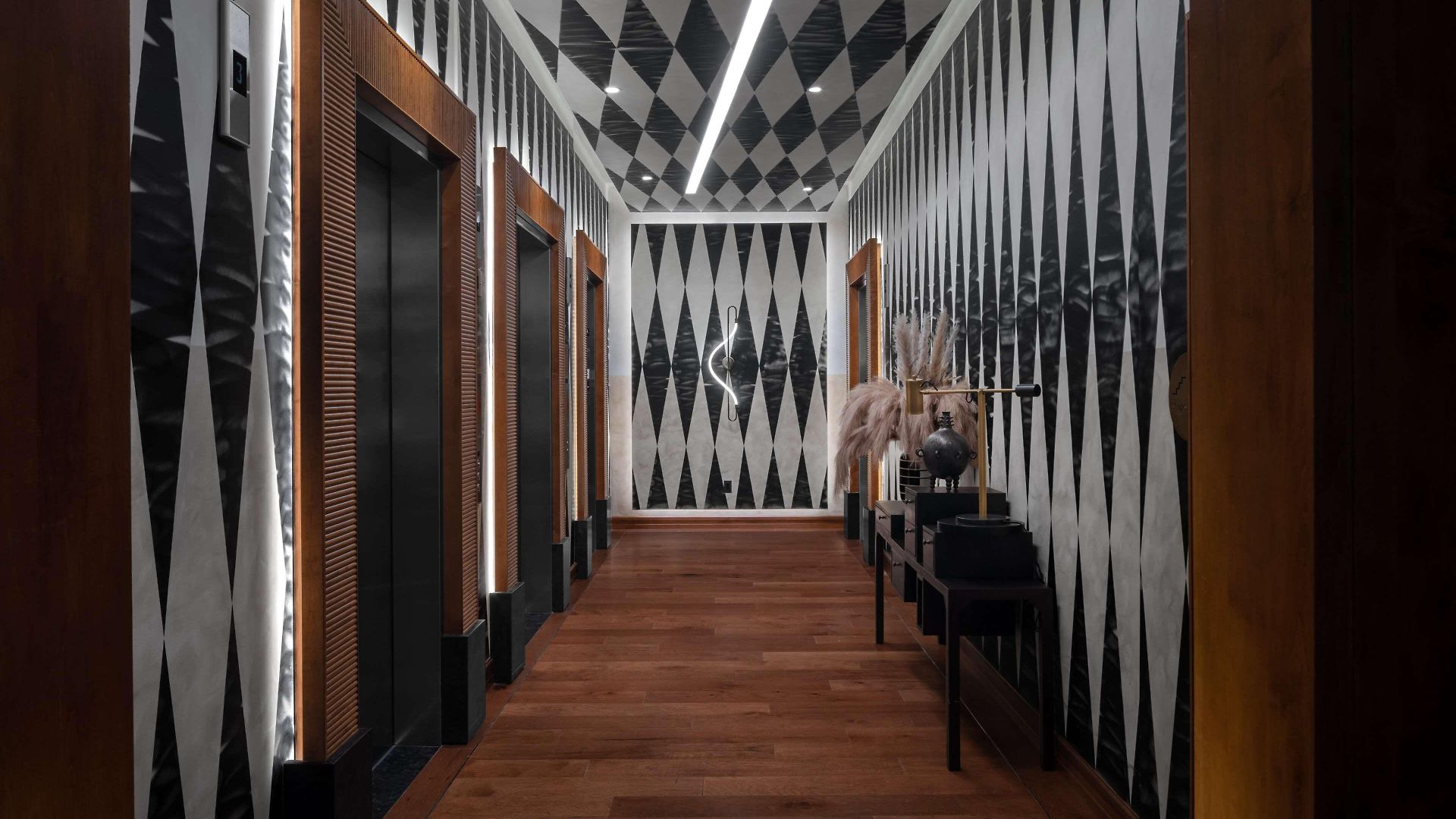 Fraye Nashville, Curio Collection By Hilton 4*