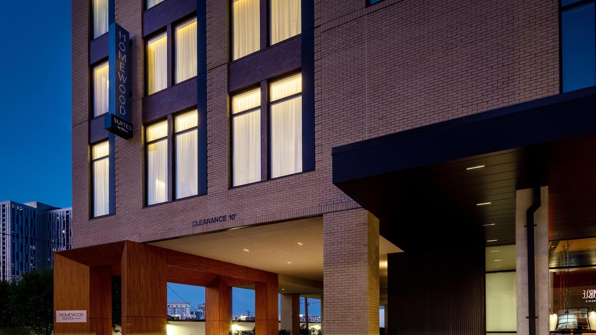 Hotel Homewood By Hilton Downtown The Gulch