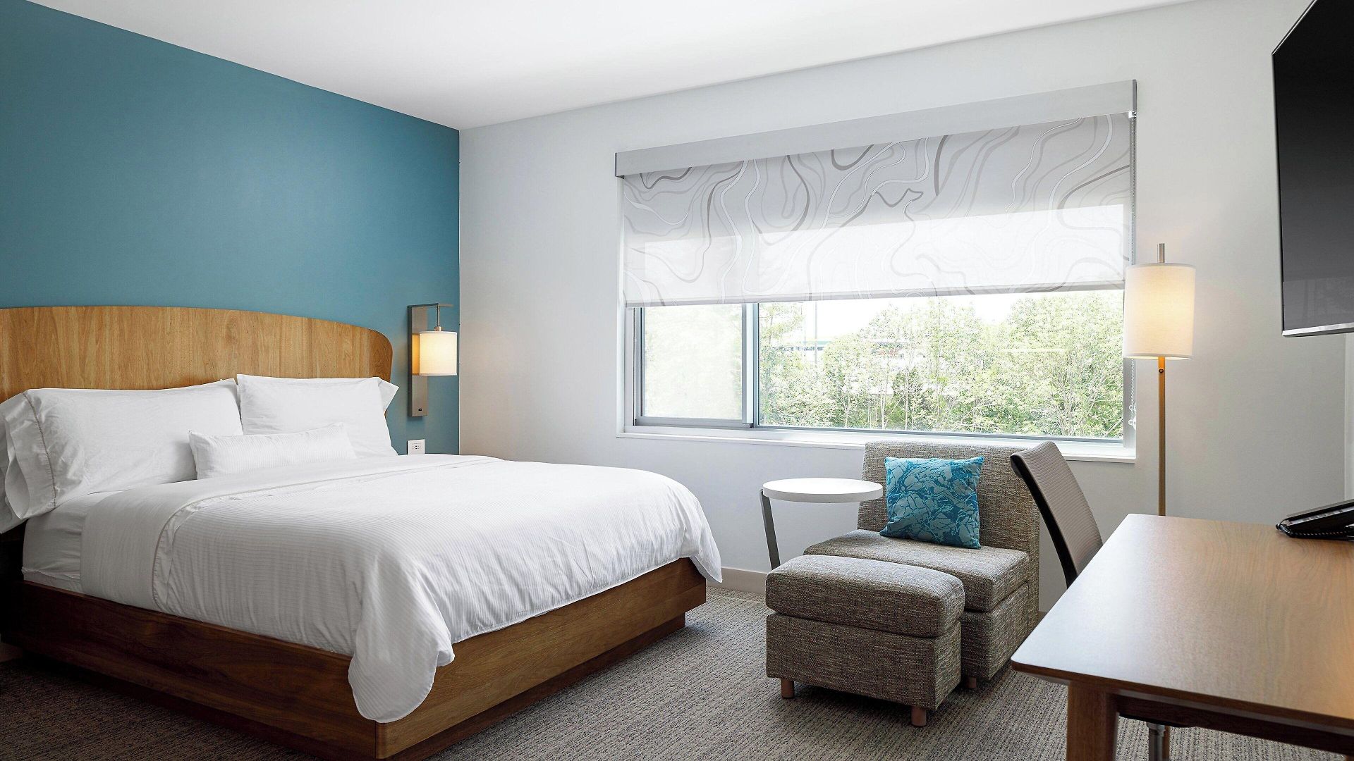 Hotel Element By Marriott Airport 3*
