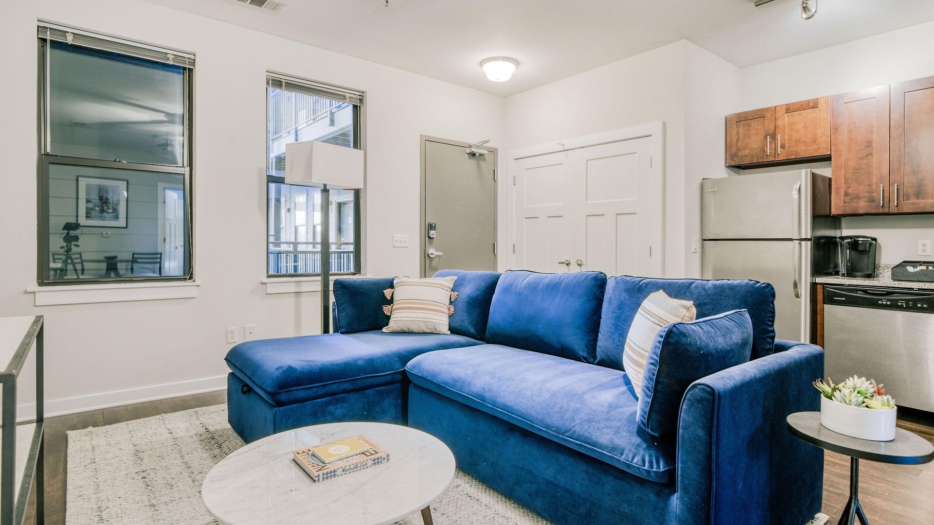Cozysuites Music Row *