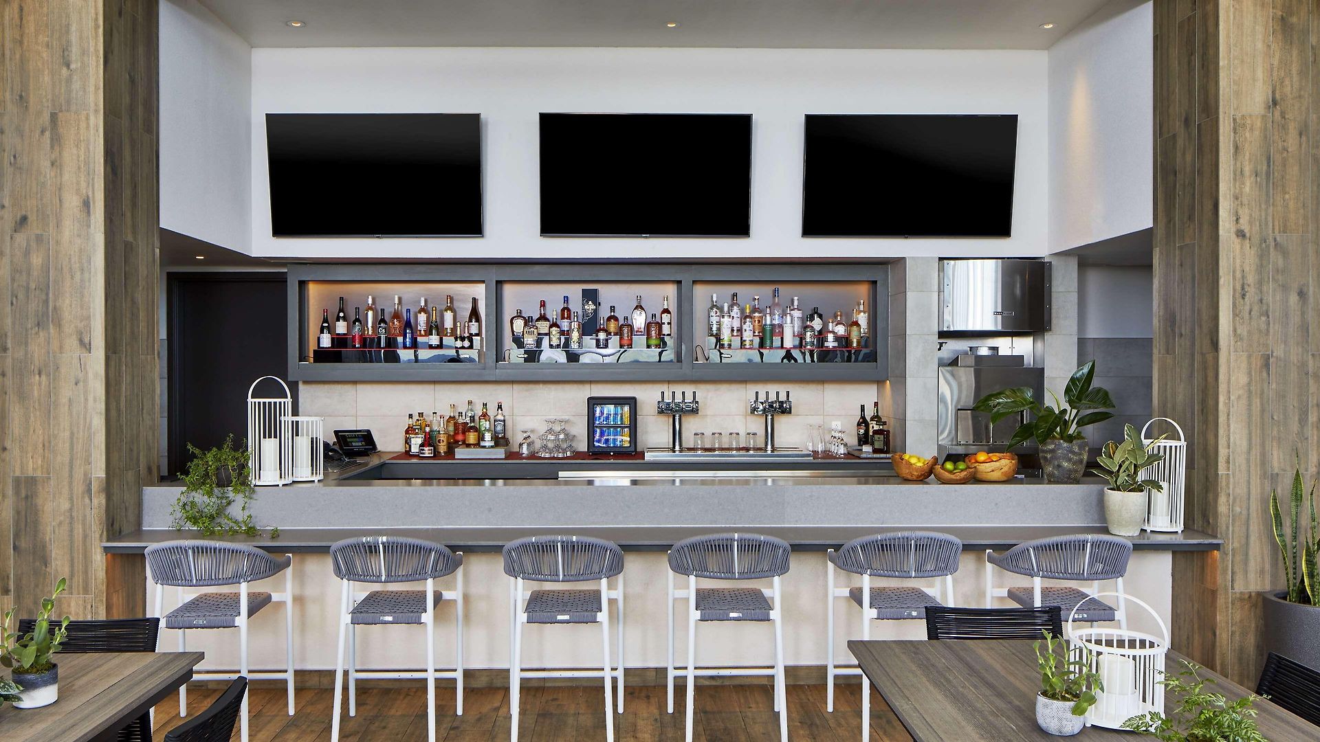 Embassy By Hilton Downtown Hotel Nashville