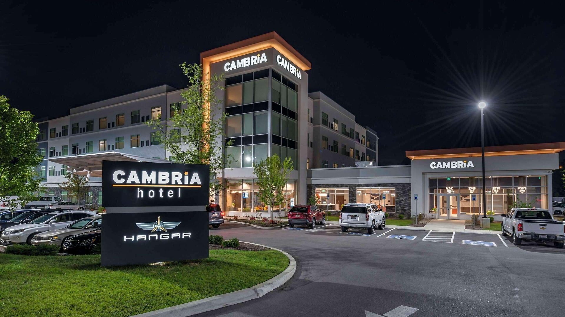 Cambria Airport Hotel Nashville