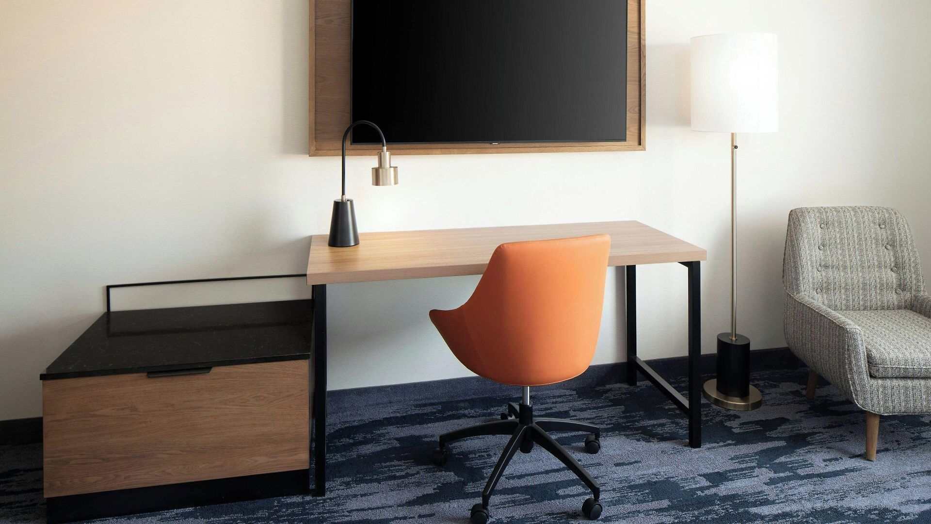 Fairfield By Marriott & Bellevue Hotel