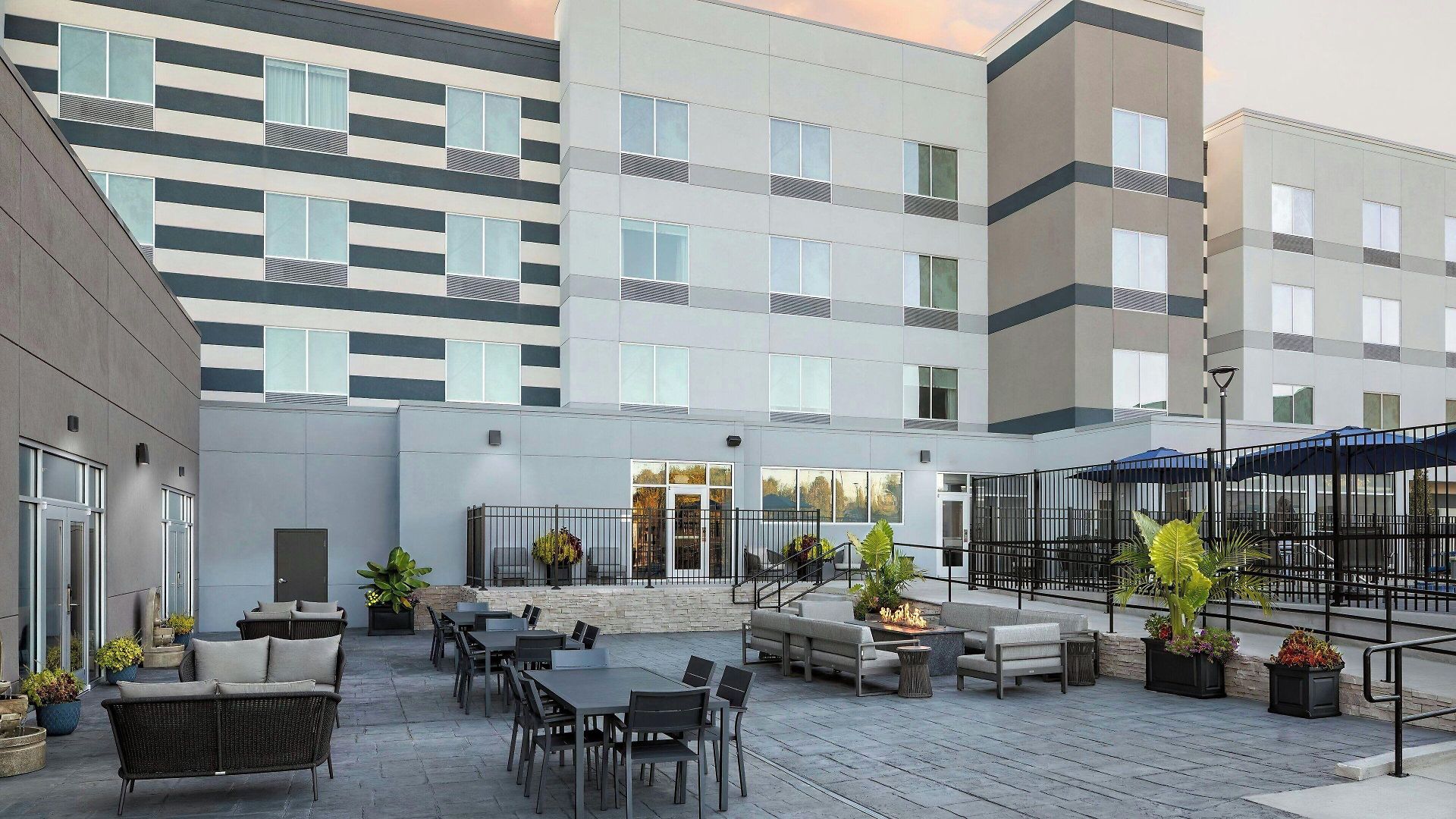 Fairfield By Marriott & Bellevue 3* Nashville
