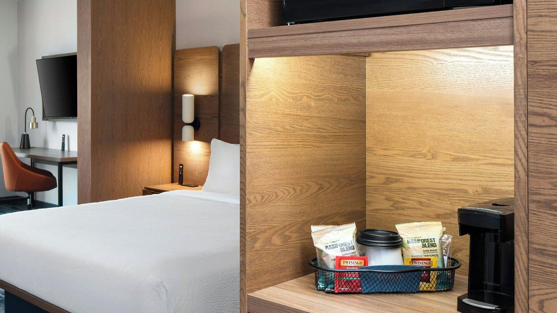 Hotel Fairfield By Marriott & Bellevue