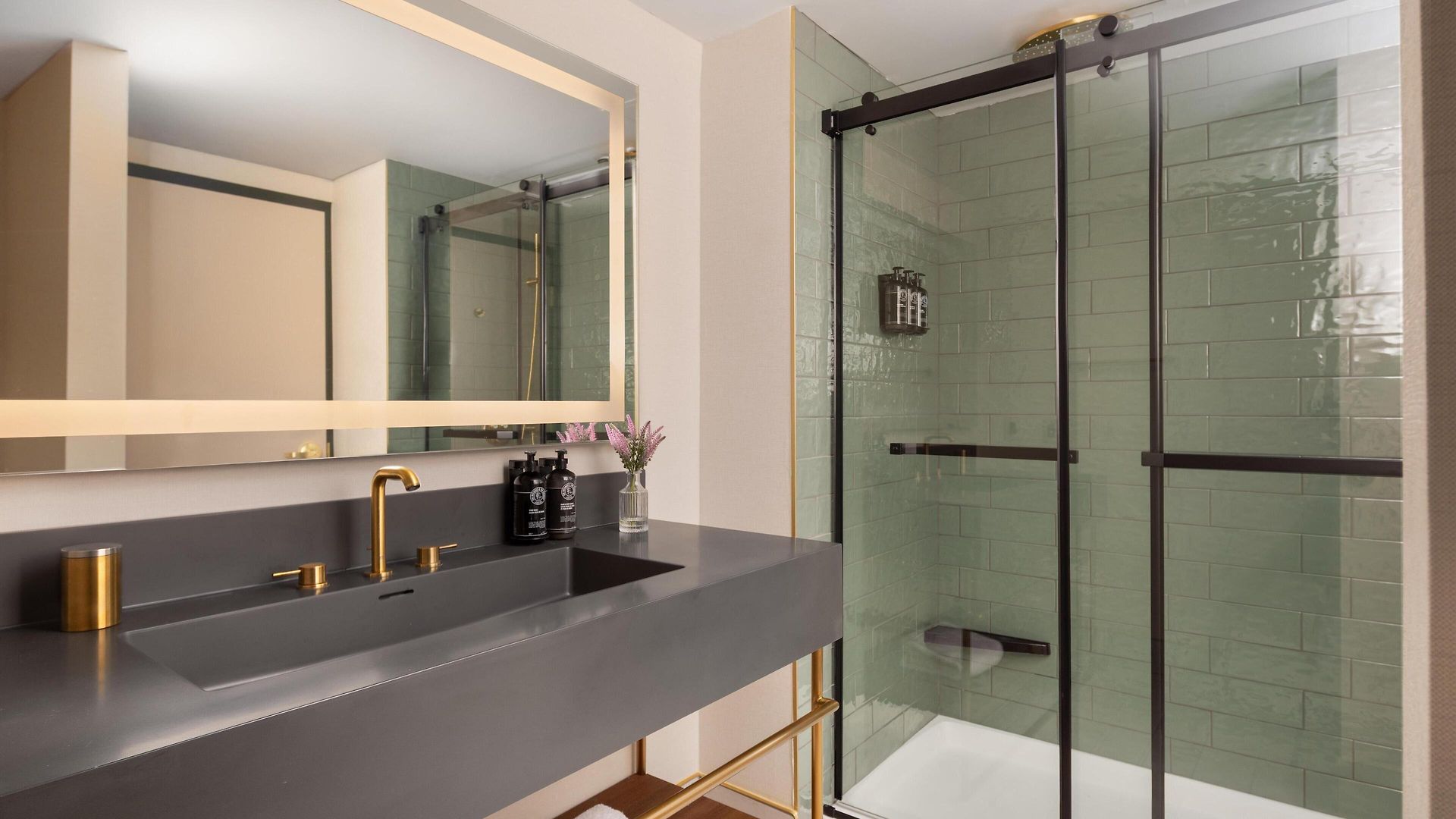 The Printing House Hotel, Tapestry Collection By Hilton Hotel
