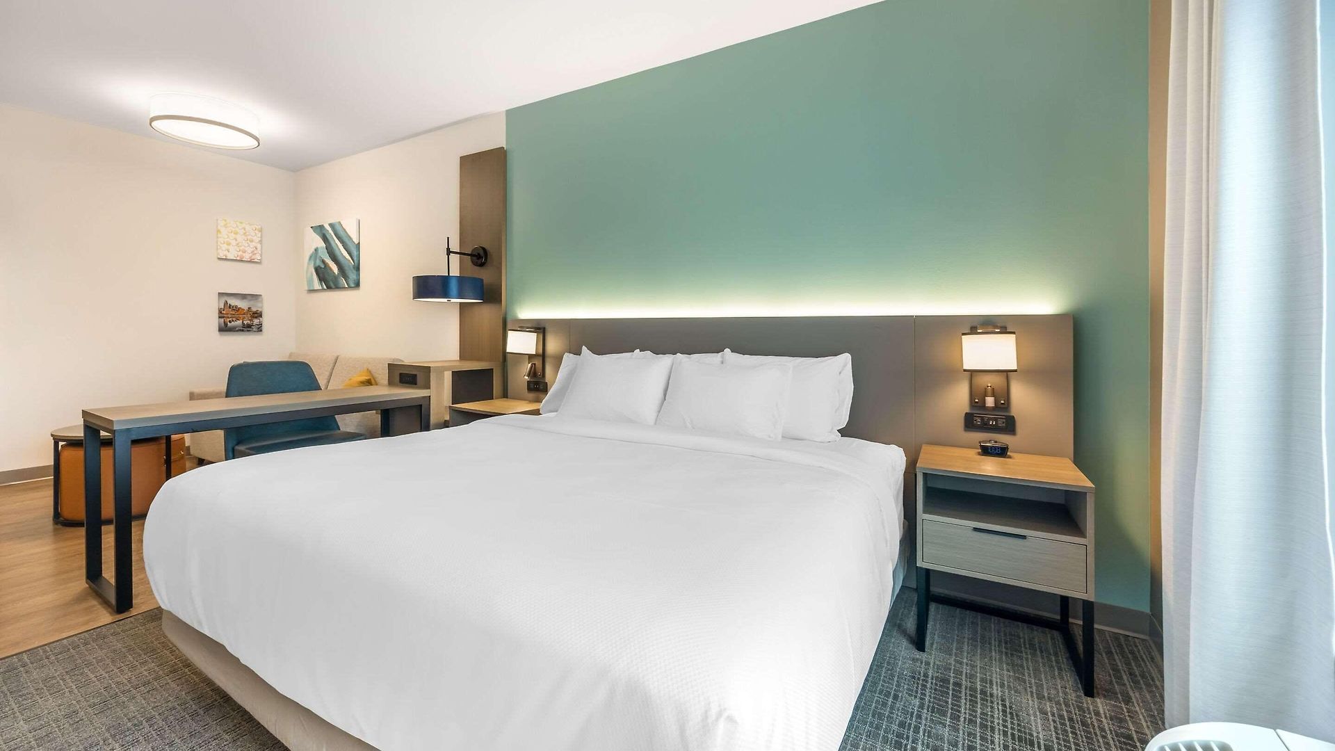 Hotel Comfort & Bellevue 4*