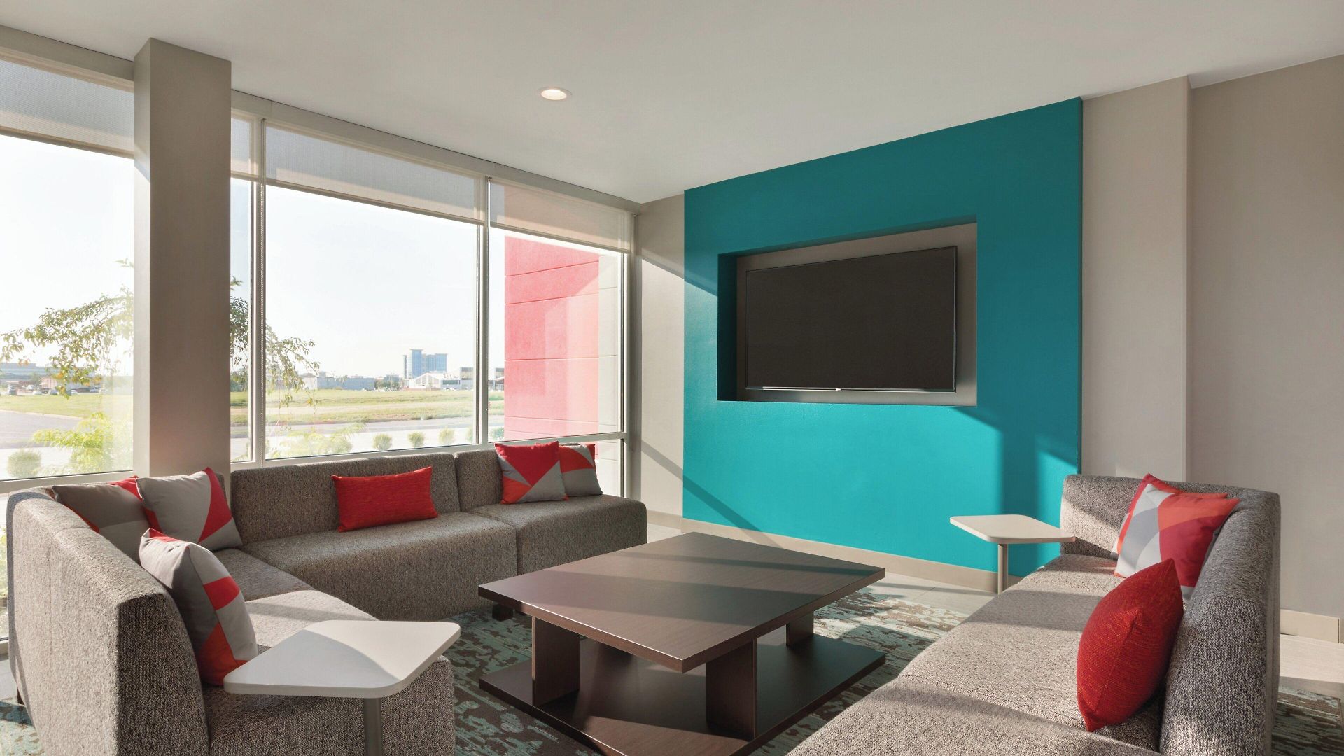 Avid - Airport By Ihg 2*