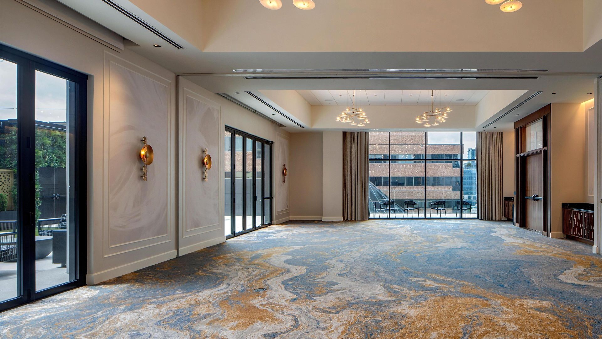 Tempo By Hilton Downtown Hotel Nashville