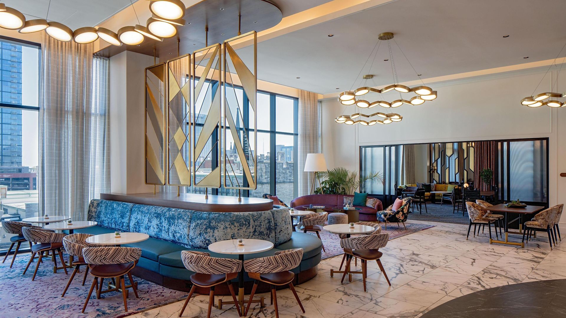 Tempo By Hilton Downtown 3*