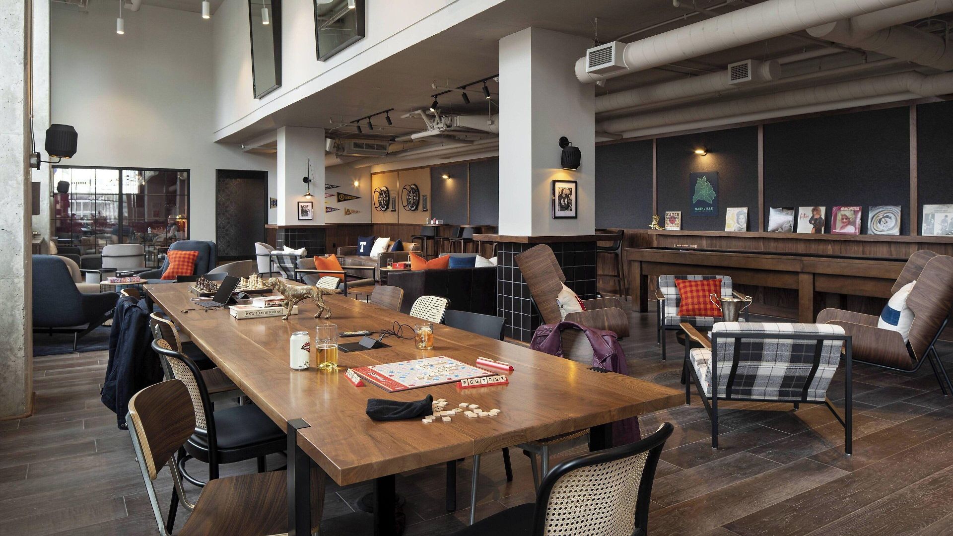 Moxy Vanderbilt Area