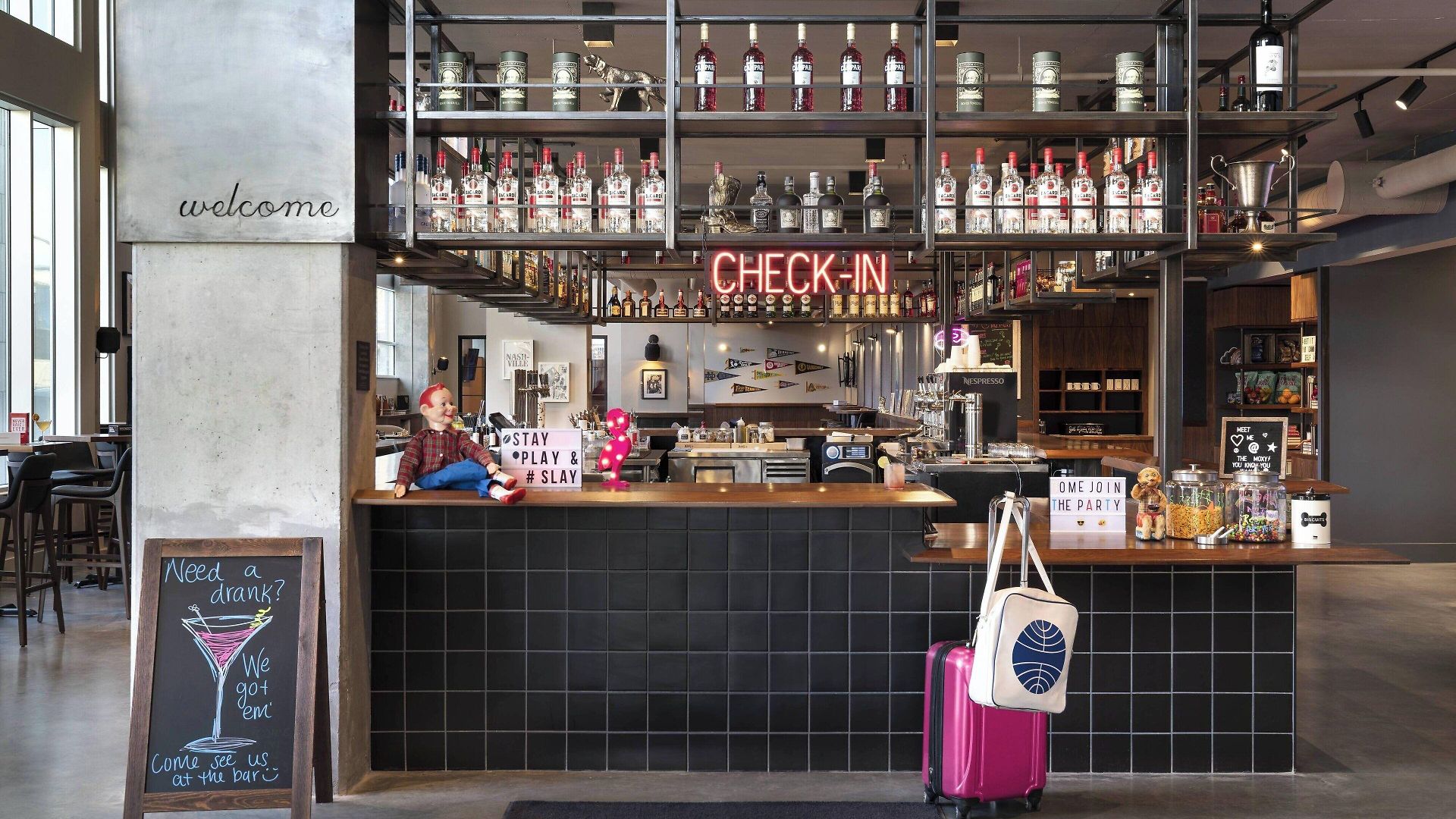 Moxy Vanderbilt Area 3*
