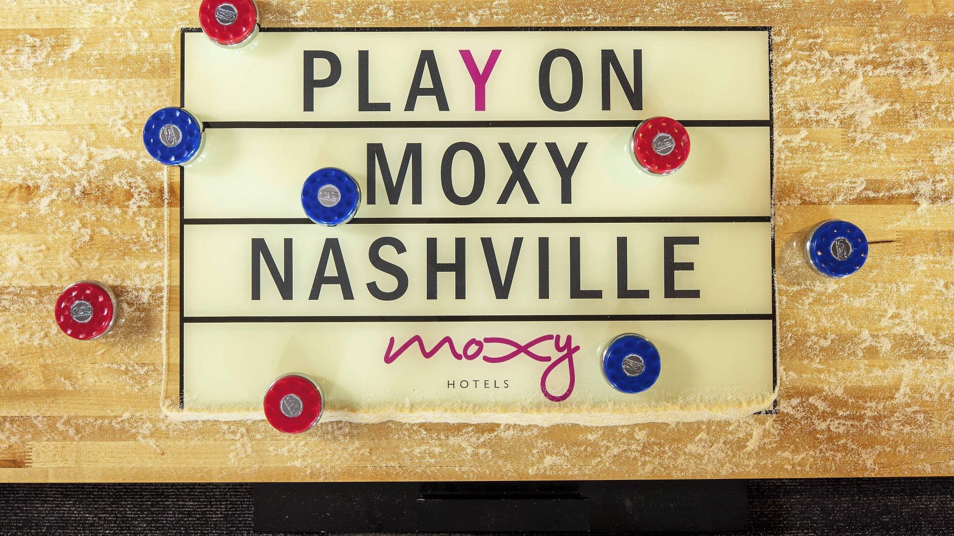 Hotel Moxy Vanderbilt Area