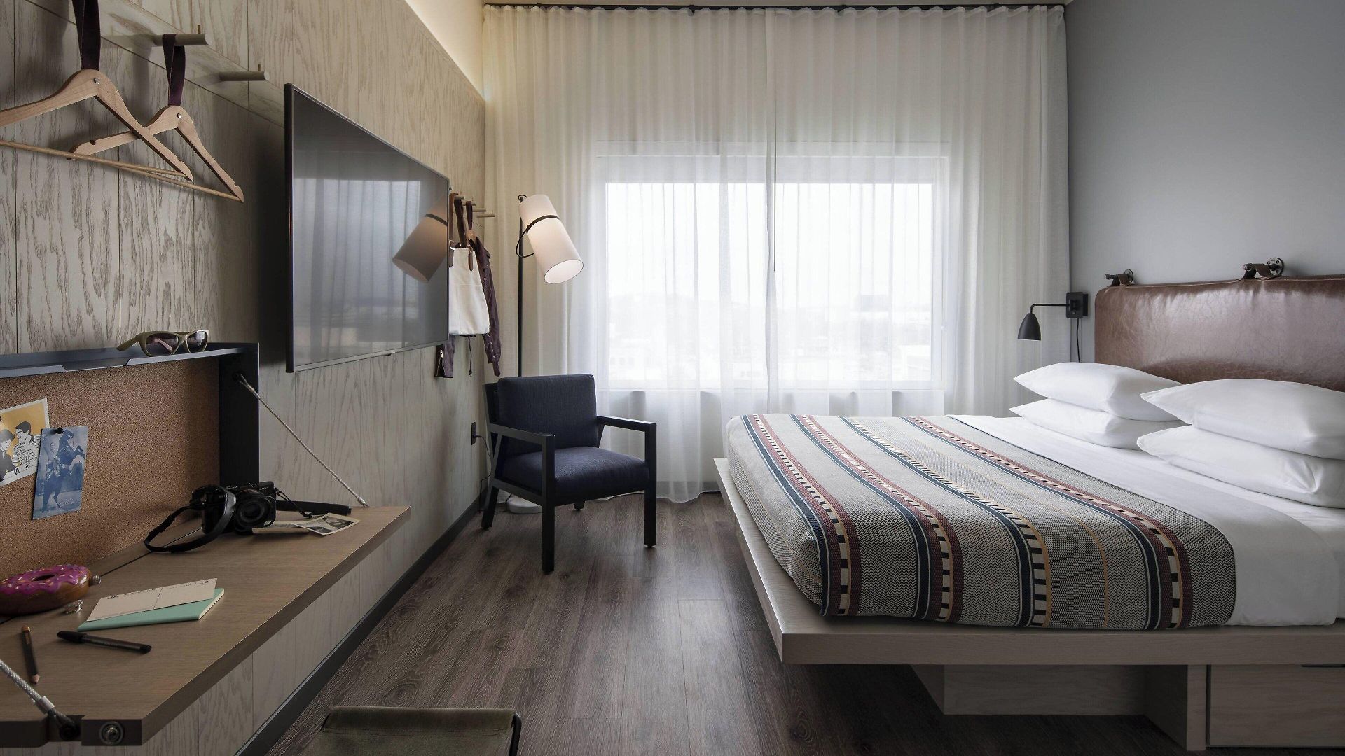 Hotel Moxy Vanderbilt Area