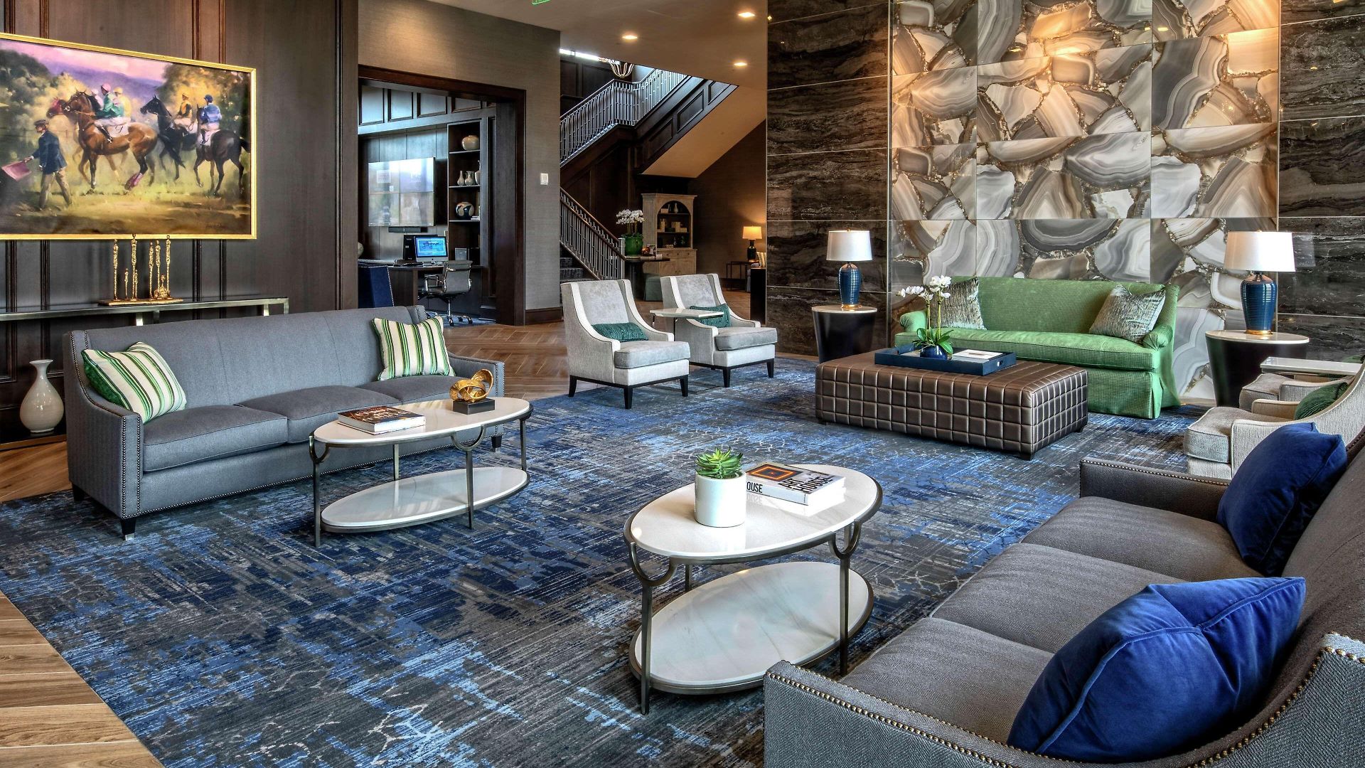 Hotel Hilton Hills 4*