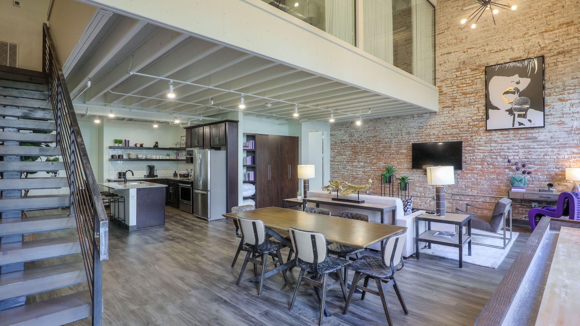154 3* Nashville
