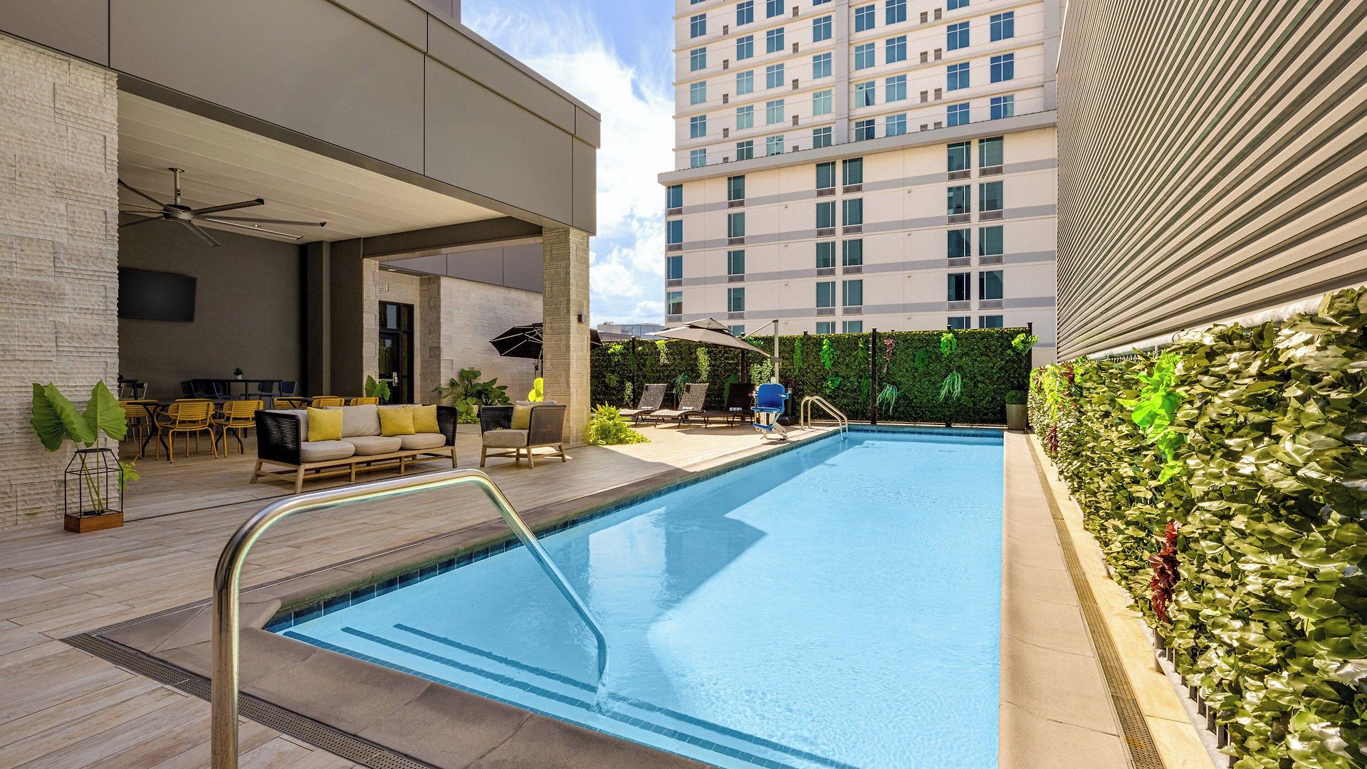 & Downtown - Broadway By Ihg Hotel 3*