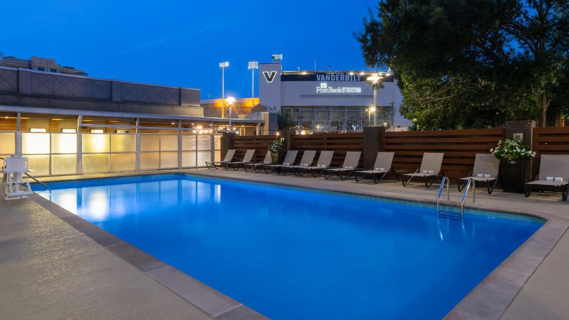- Vanderbilt - Dwtn By Ihg Nashville