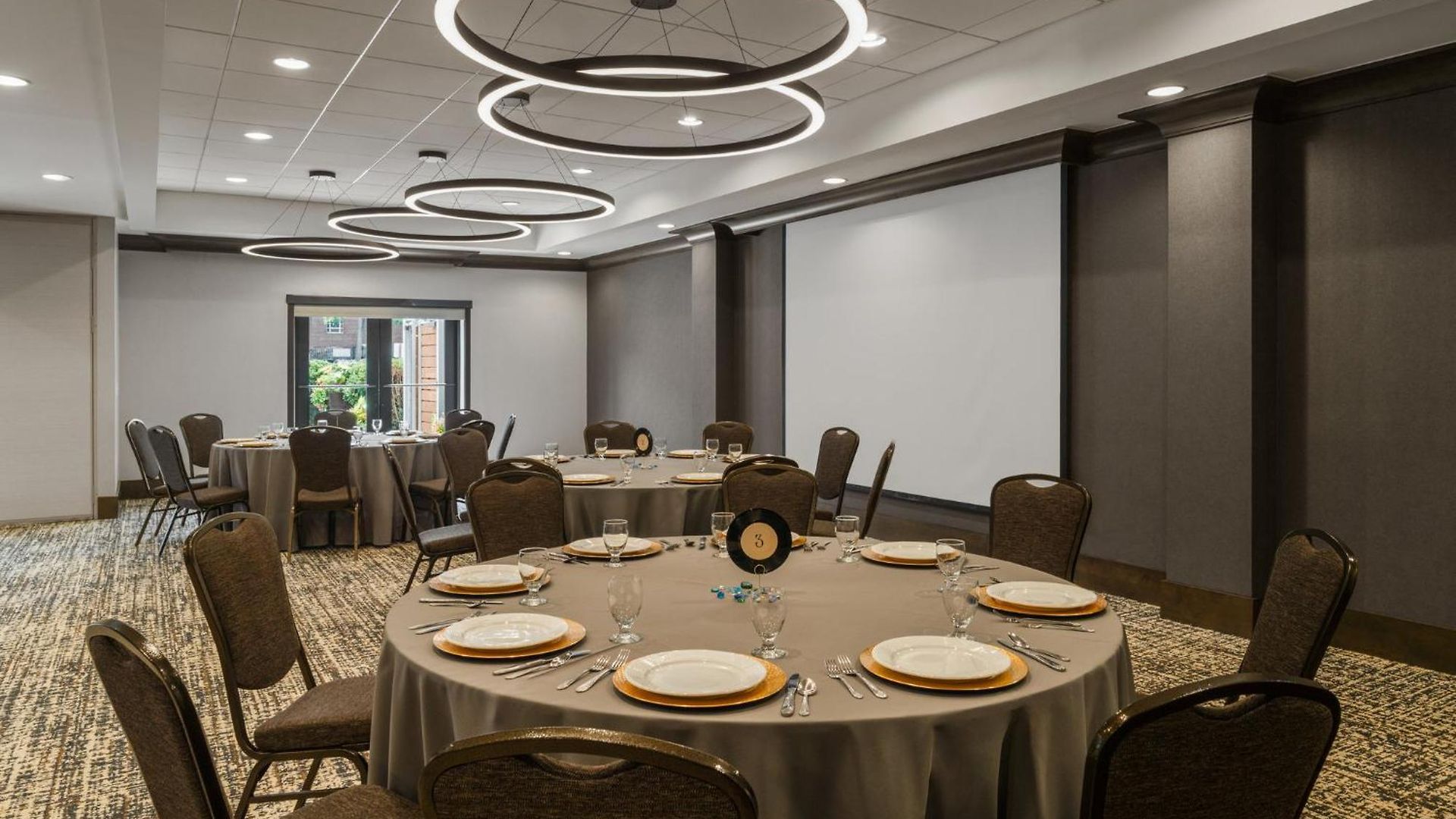 - Vanderbilt - Dwtn By Ihg Hotel