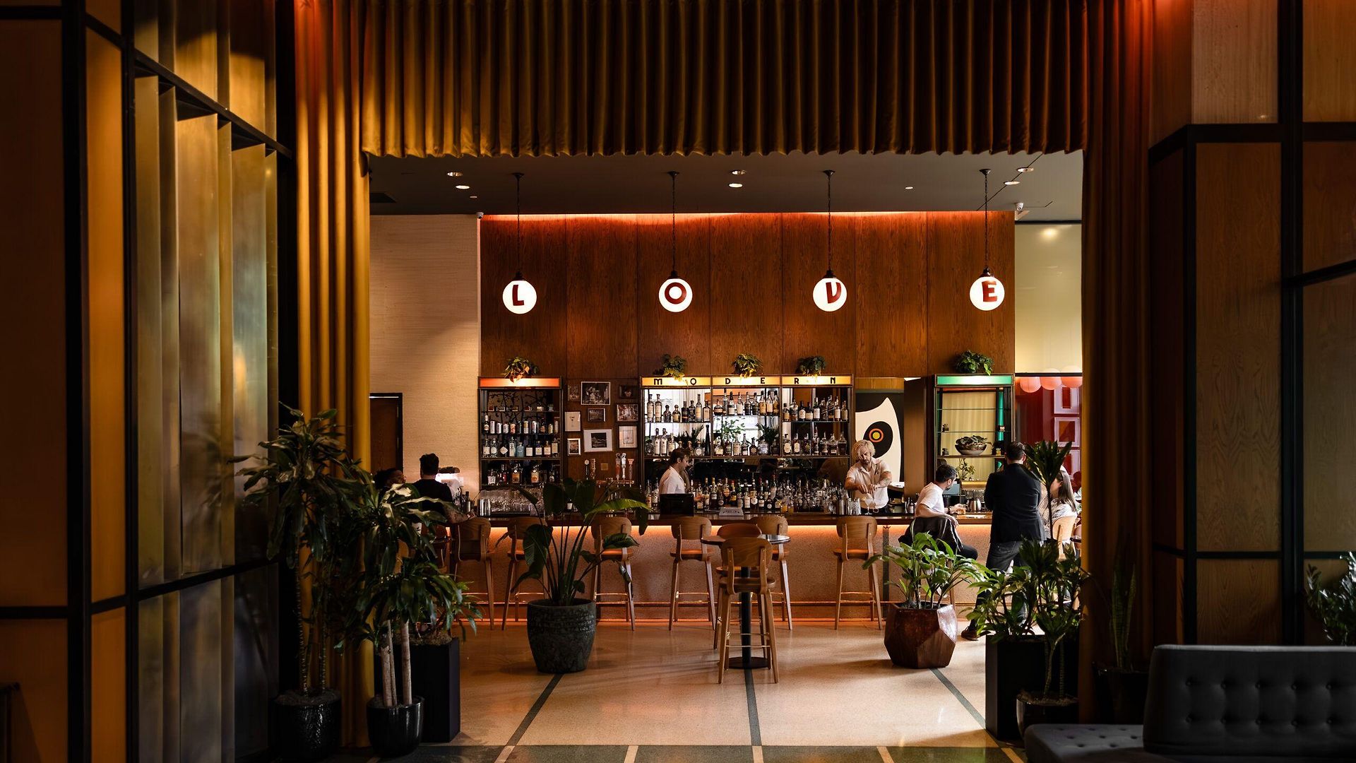 Hotel Fairlane 4*