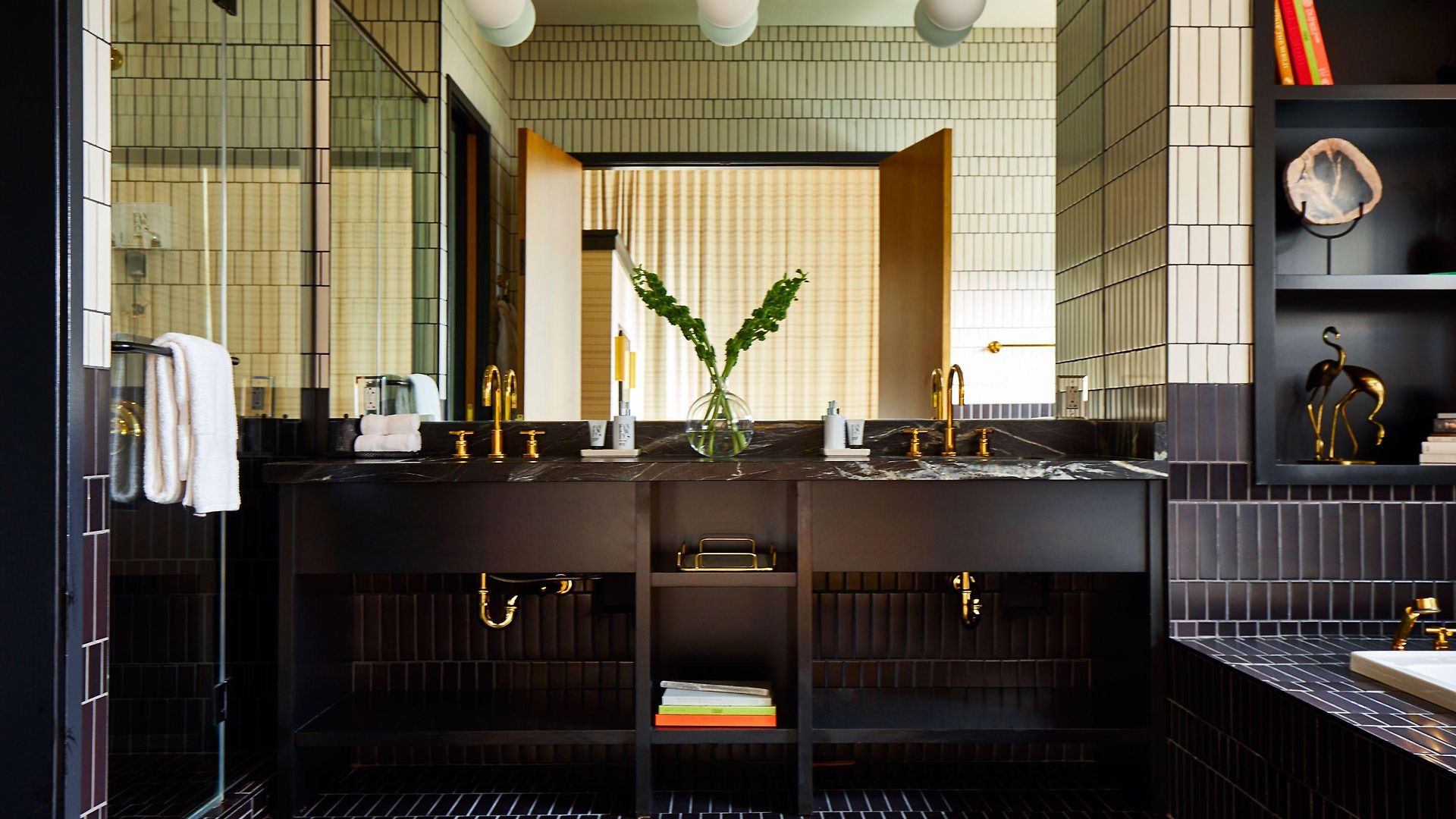 Hotel Fairlane 4*