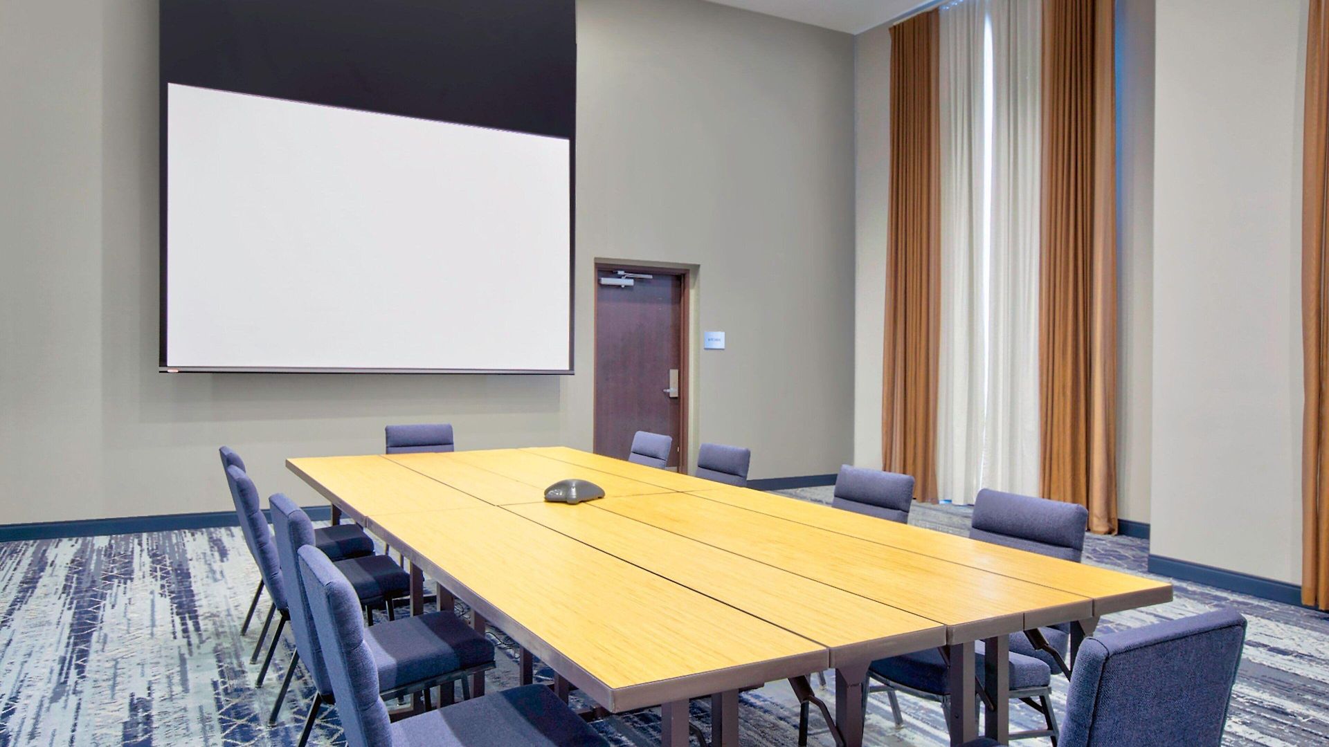 Courtyard By Marriott Hills 3* Nashville