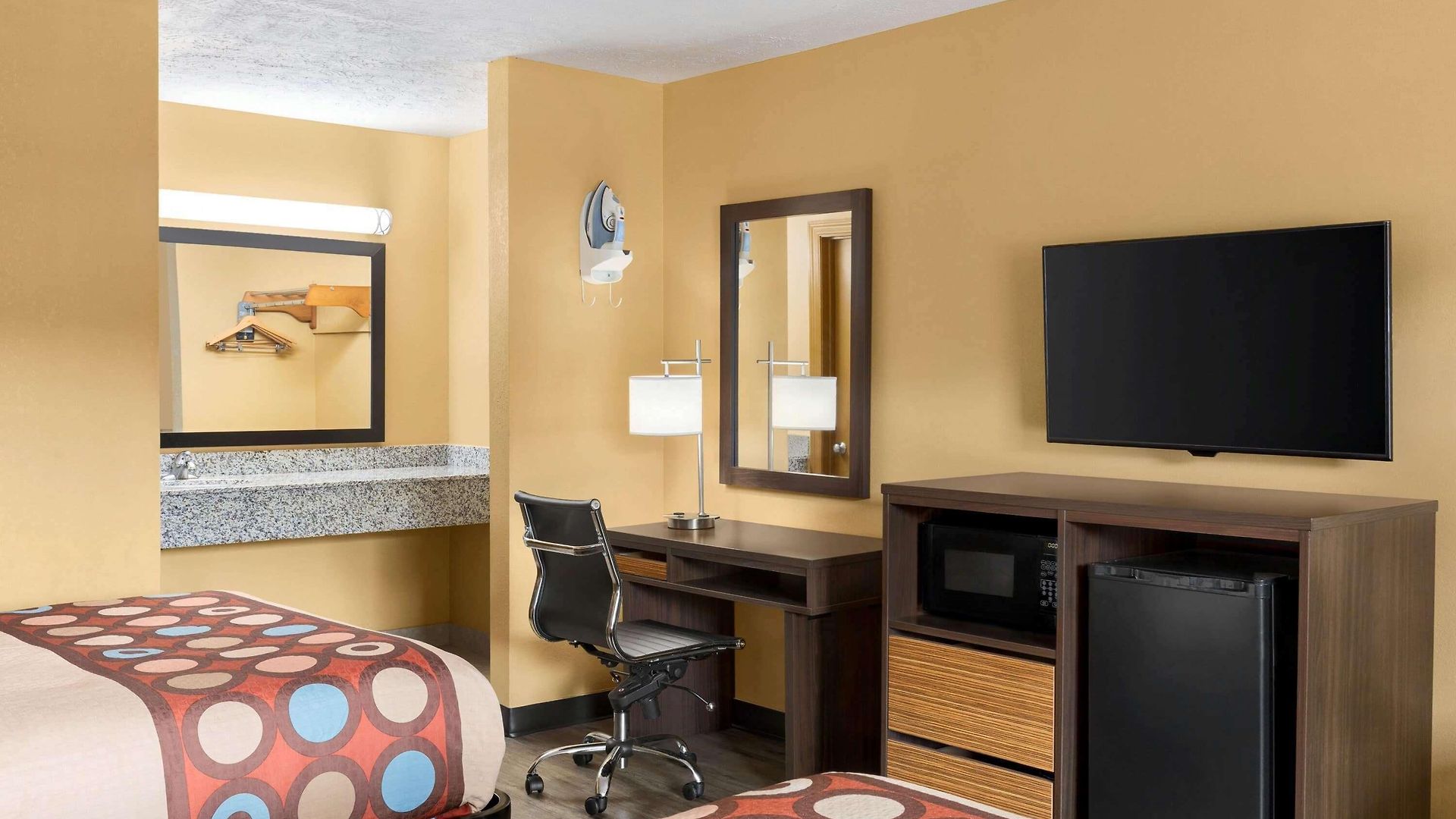 Super 8 By Wyndham Whites Creek/ Nw Area Nashville