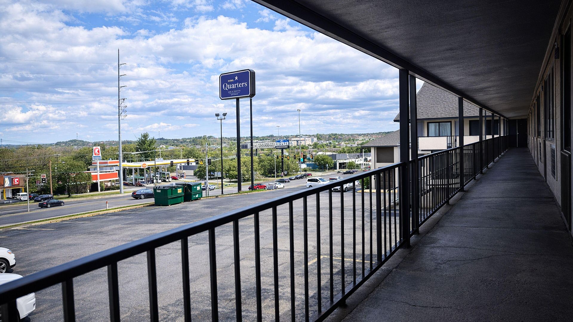 Hotel Quarters & Nashville