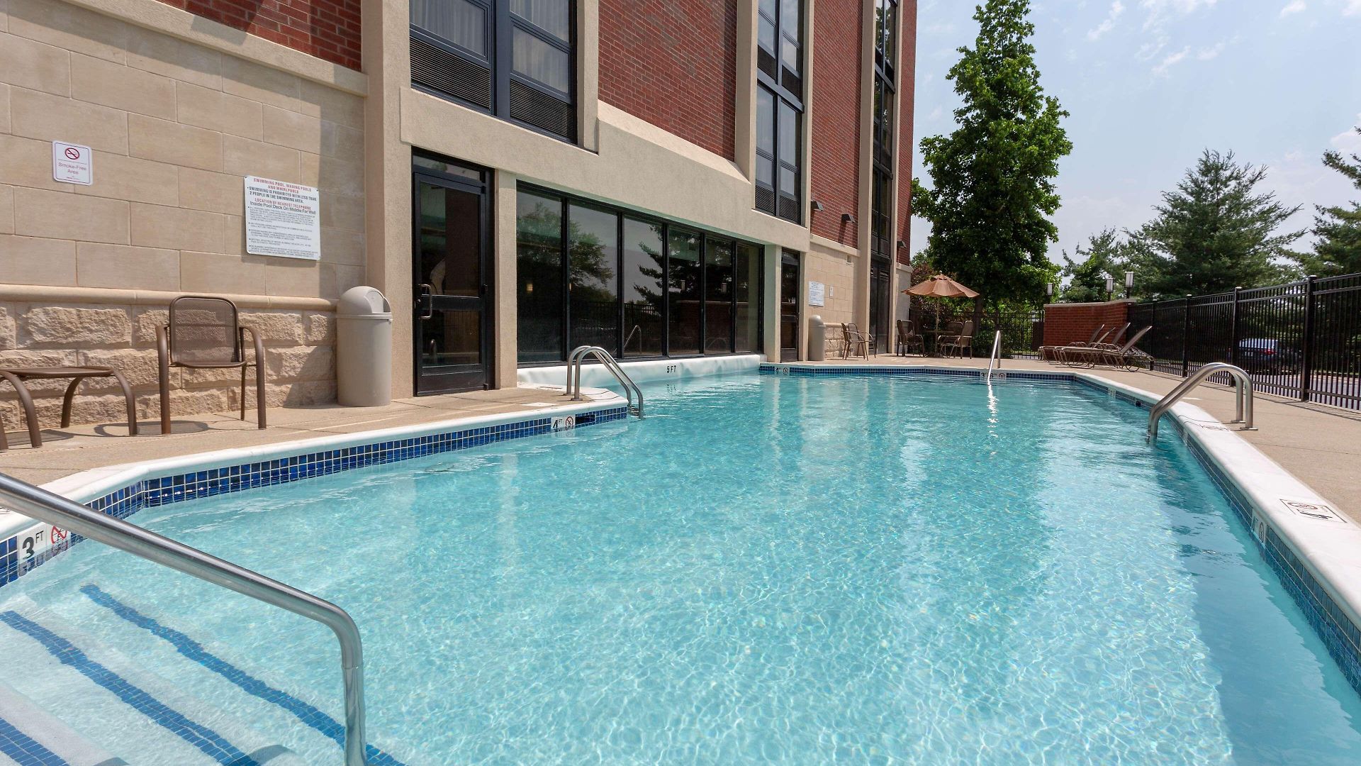 Drury & Airport Hotel