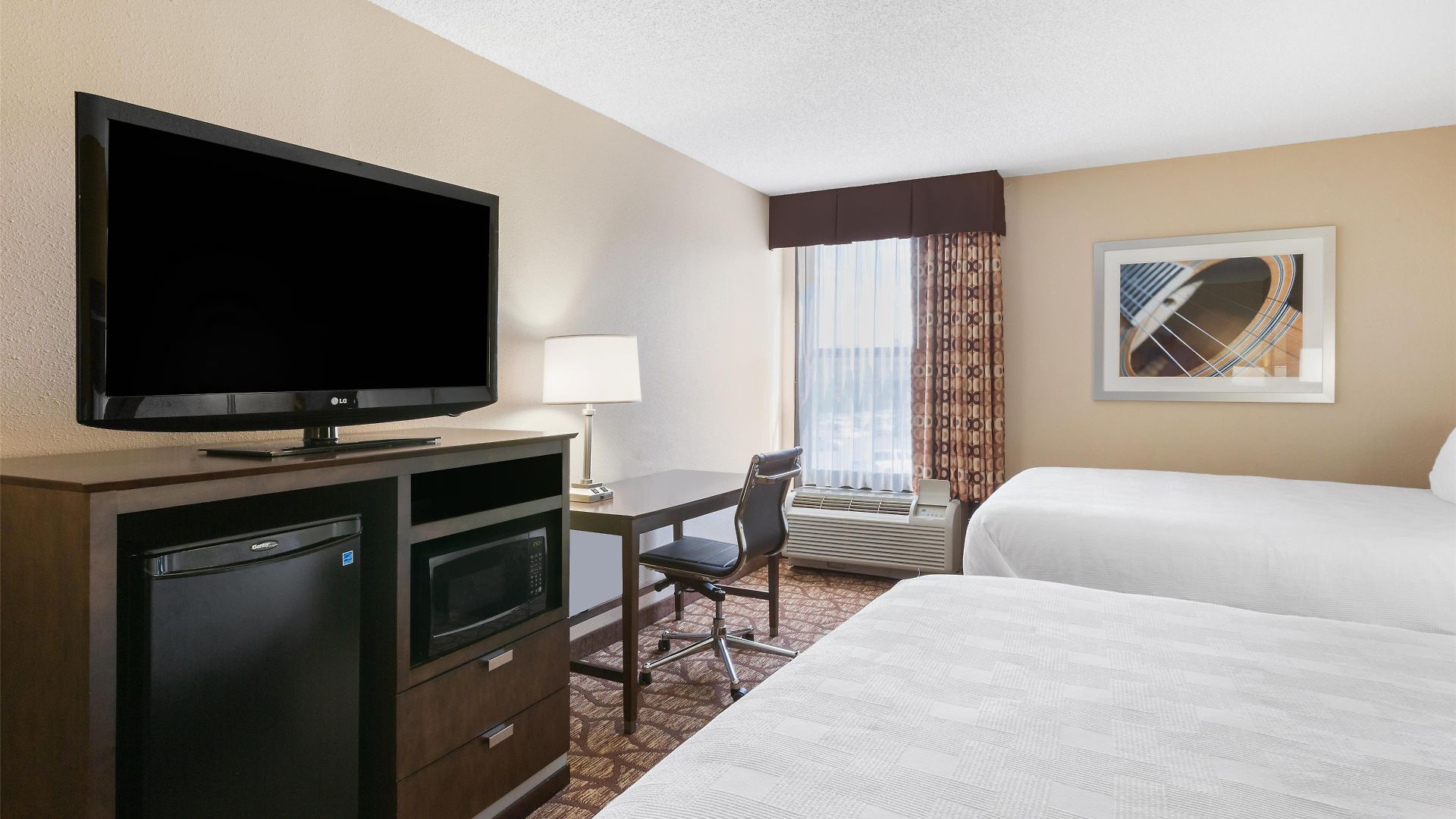 Western Belle Meade & 2* Nashville