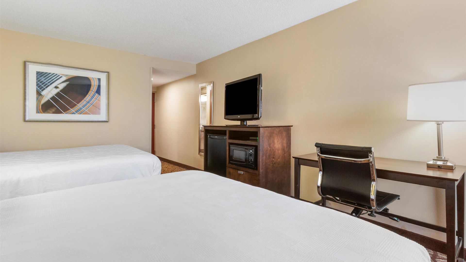 Western Belle Meade & 2* Nashville