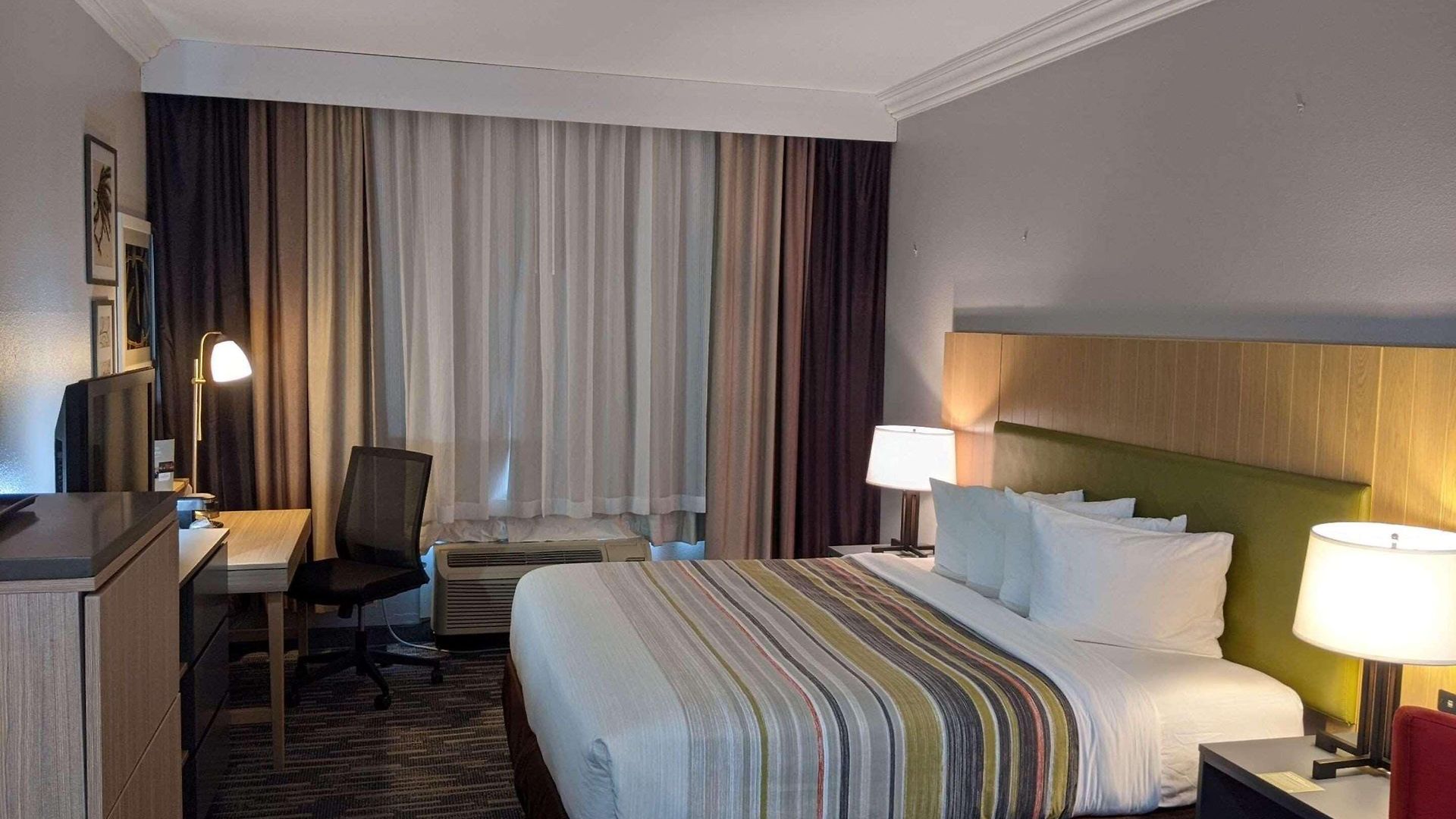 Country & By Radisson, Nashville, Tn 5*