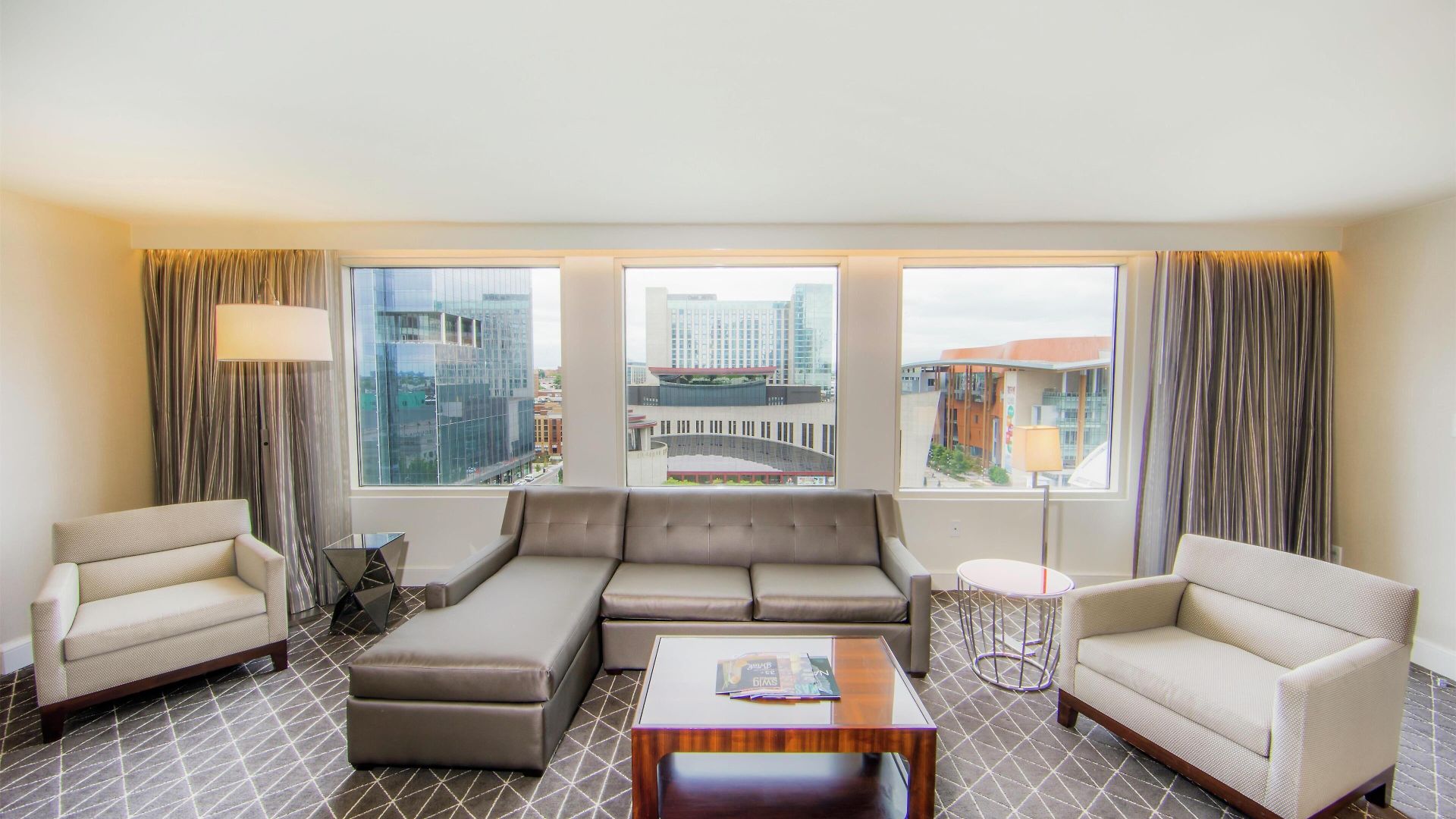 Hotel Hilton Downtown 4*