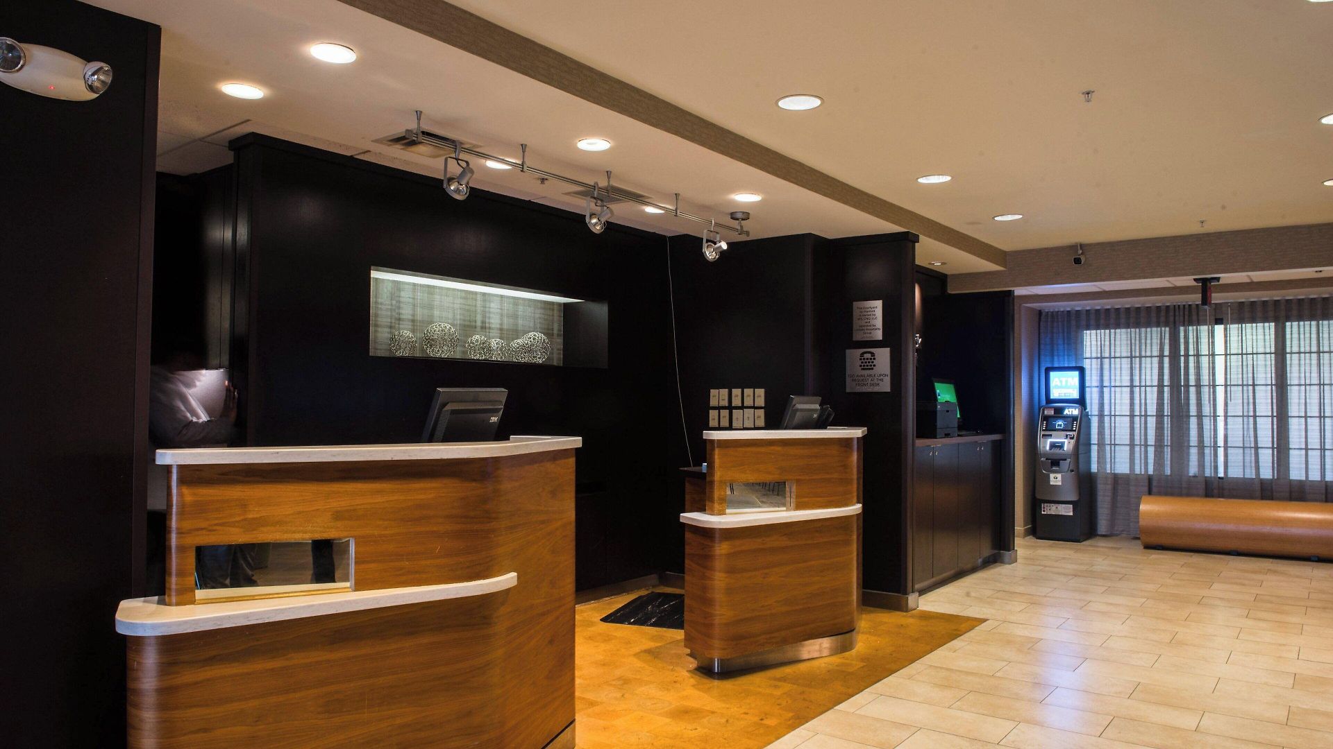 Hotel Courtyard By Marriott At Opryland