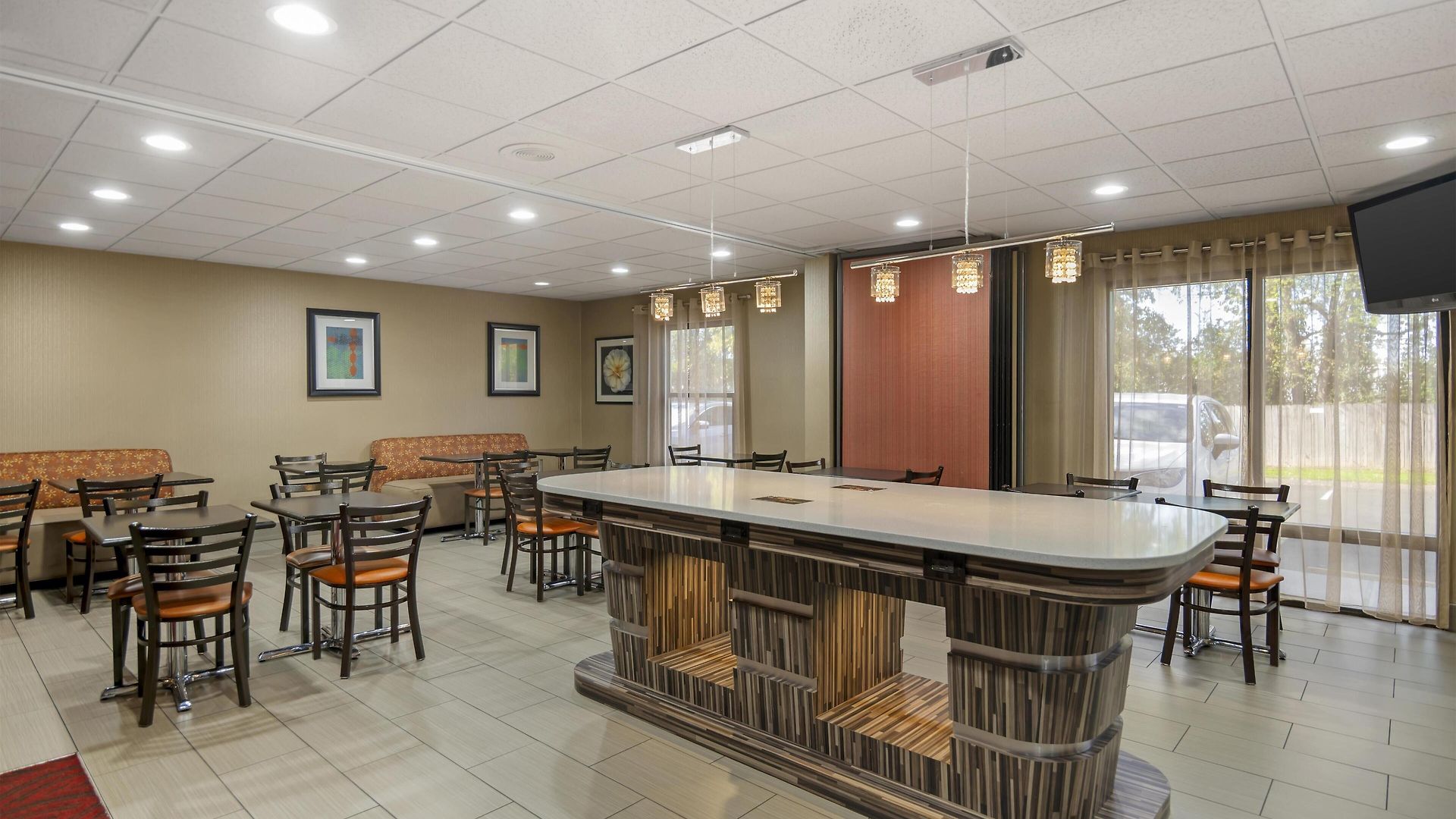 Western Near Opryland Hotel 3*